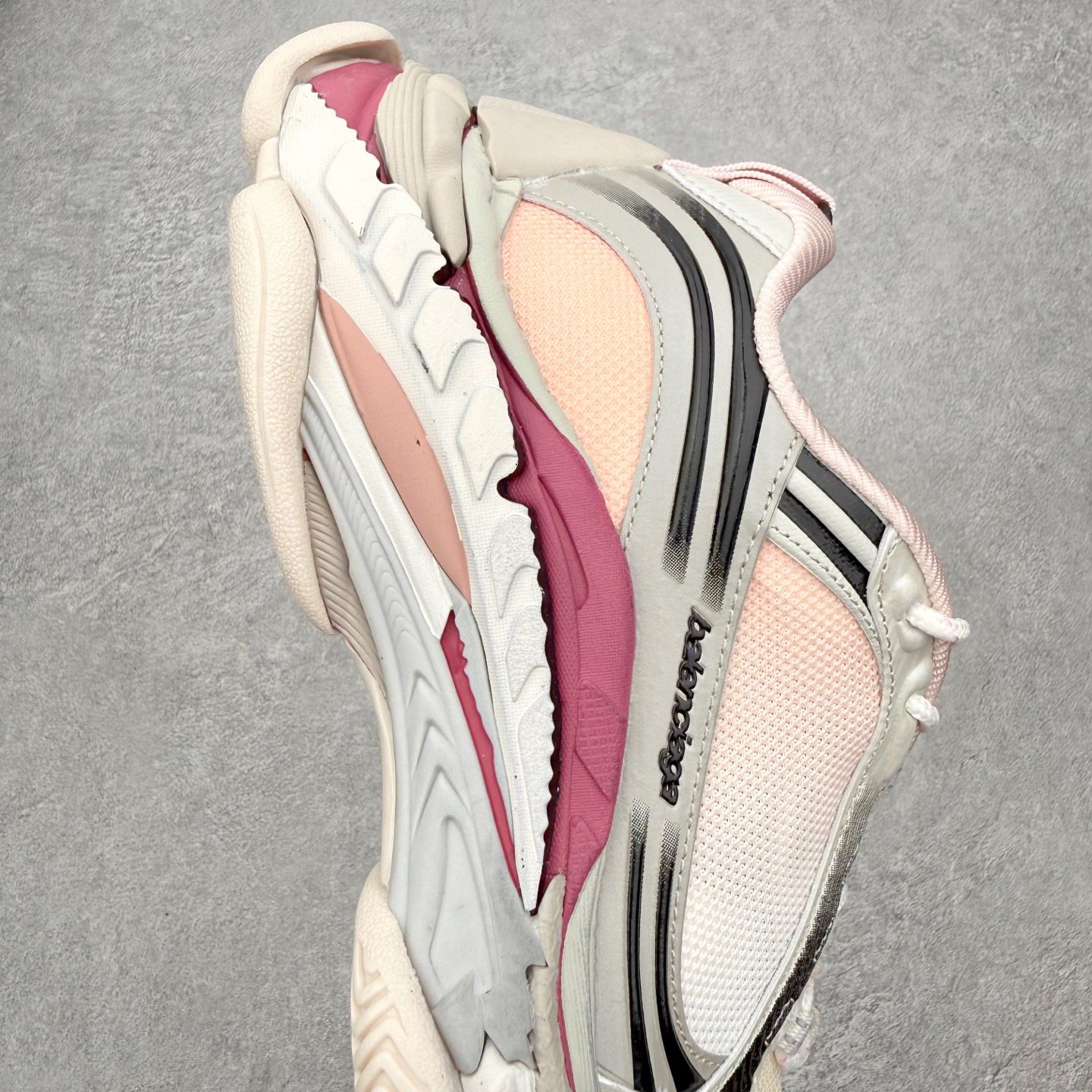 Balenciaga Triple S.2 Gradient 