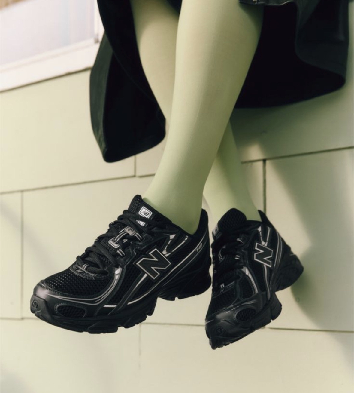 NEW BALANCE U740 Black  (預購商品）