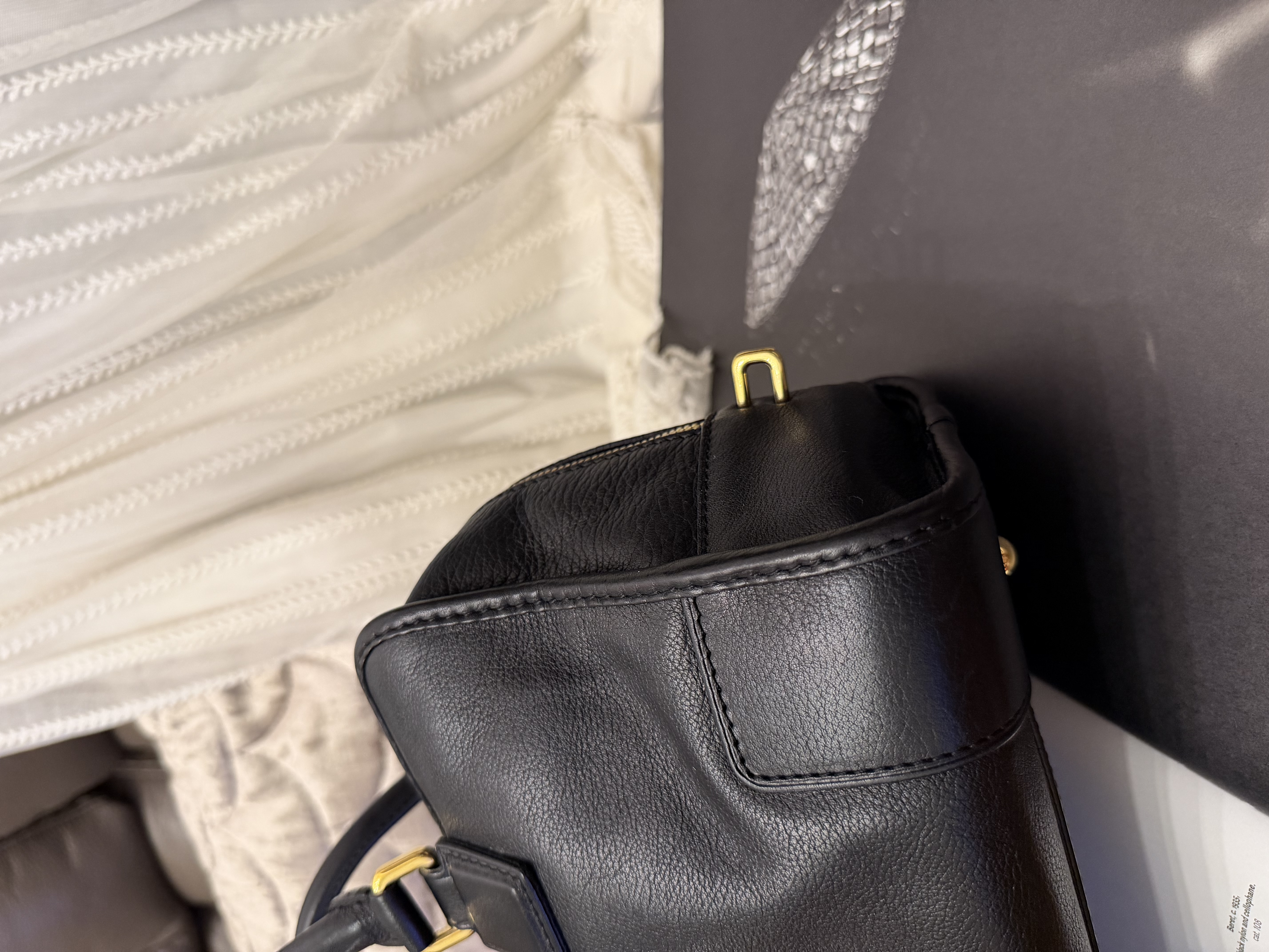 loewe amazona 28 black bag 