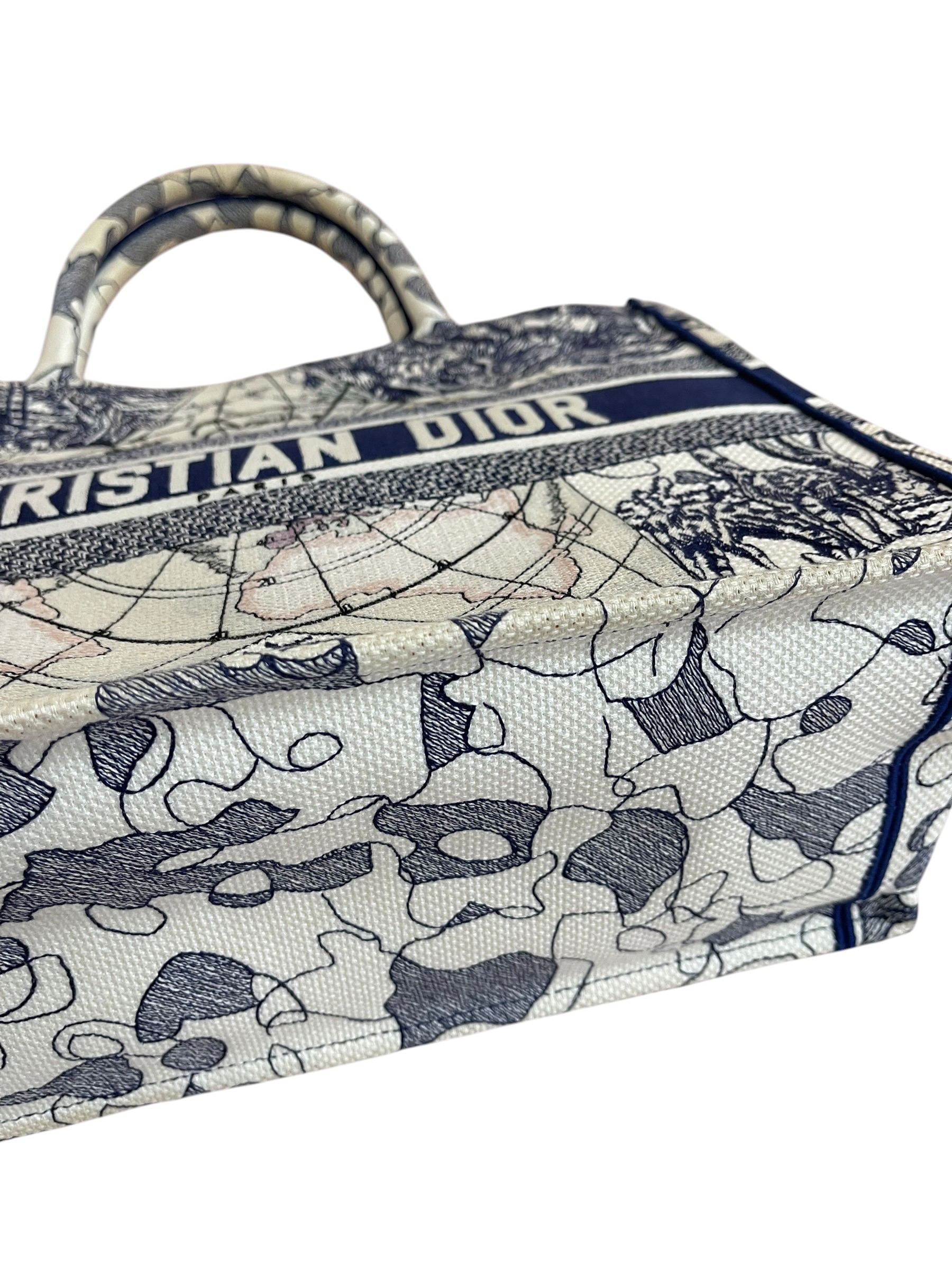 Pre-owned Dior Book Tote / Product Code: 063003