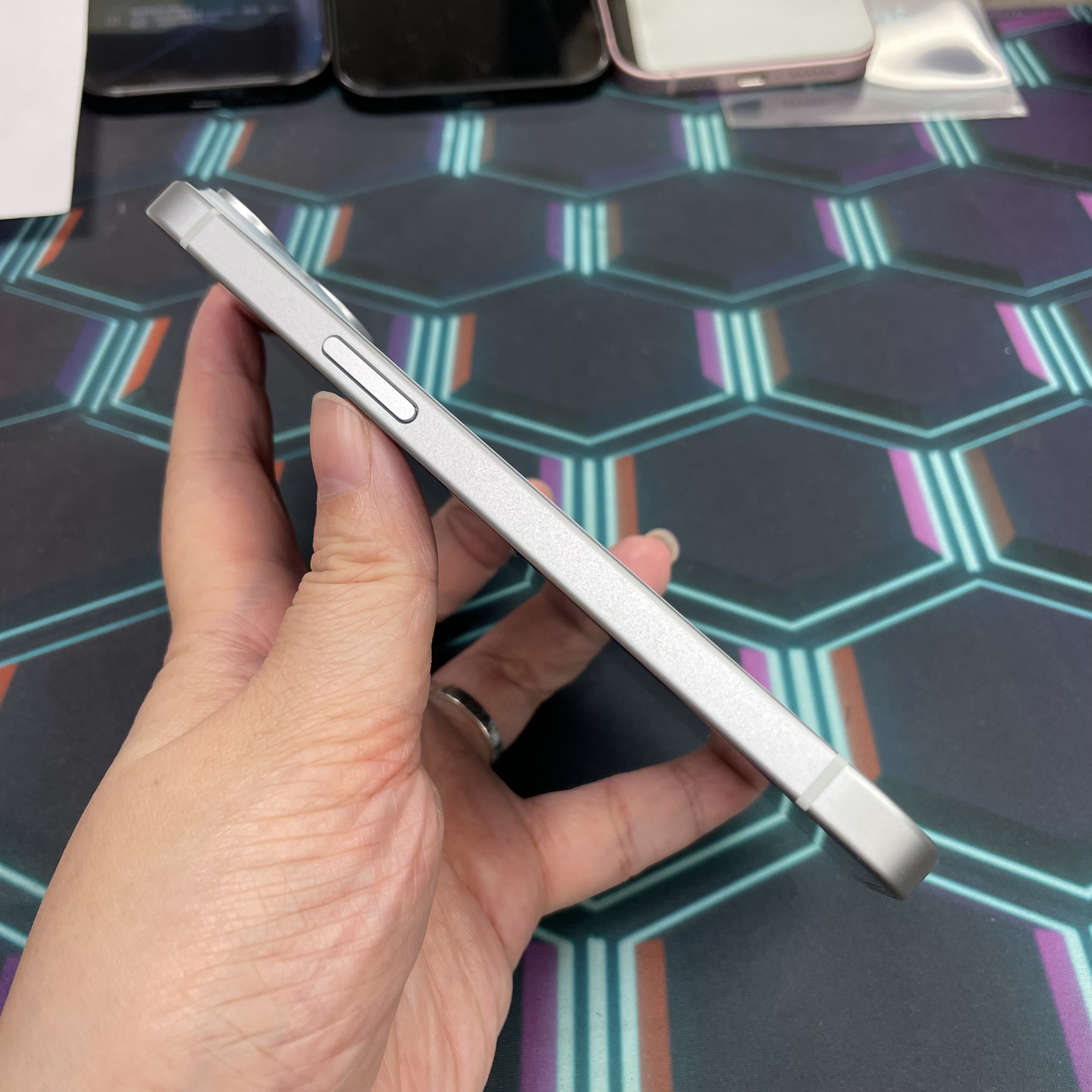 *8258 15 完美機 256GB 電100 藍色 blue