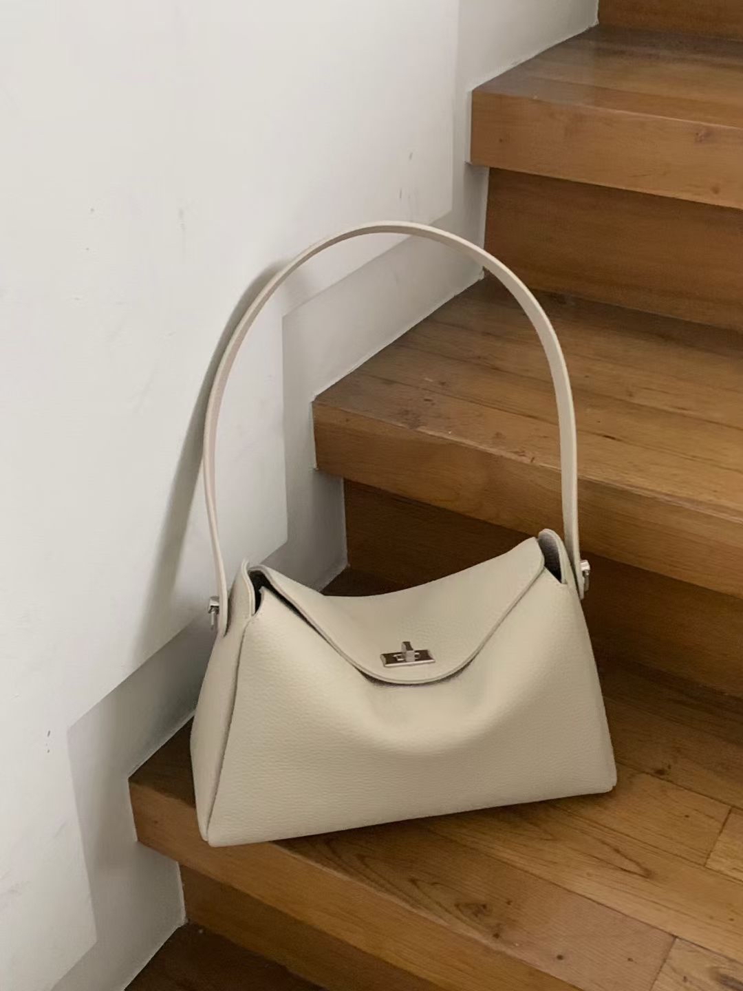 DM02_05 Kelly扣飯盒包 (4色)