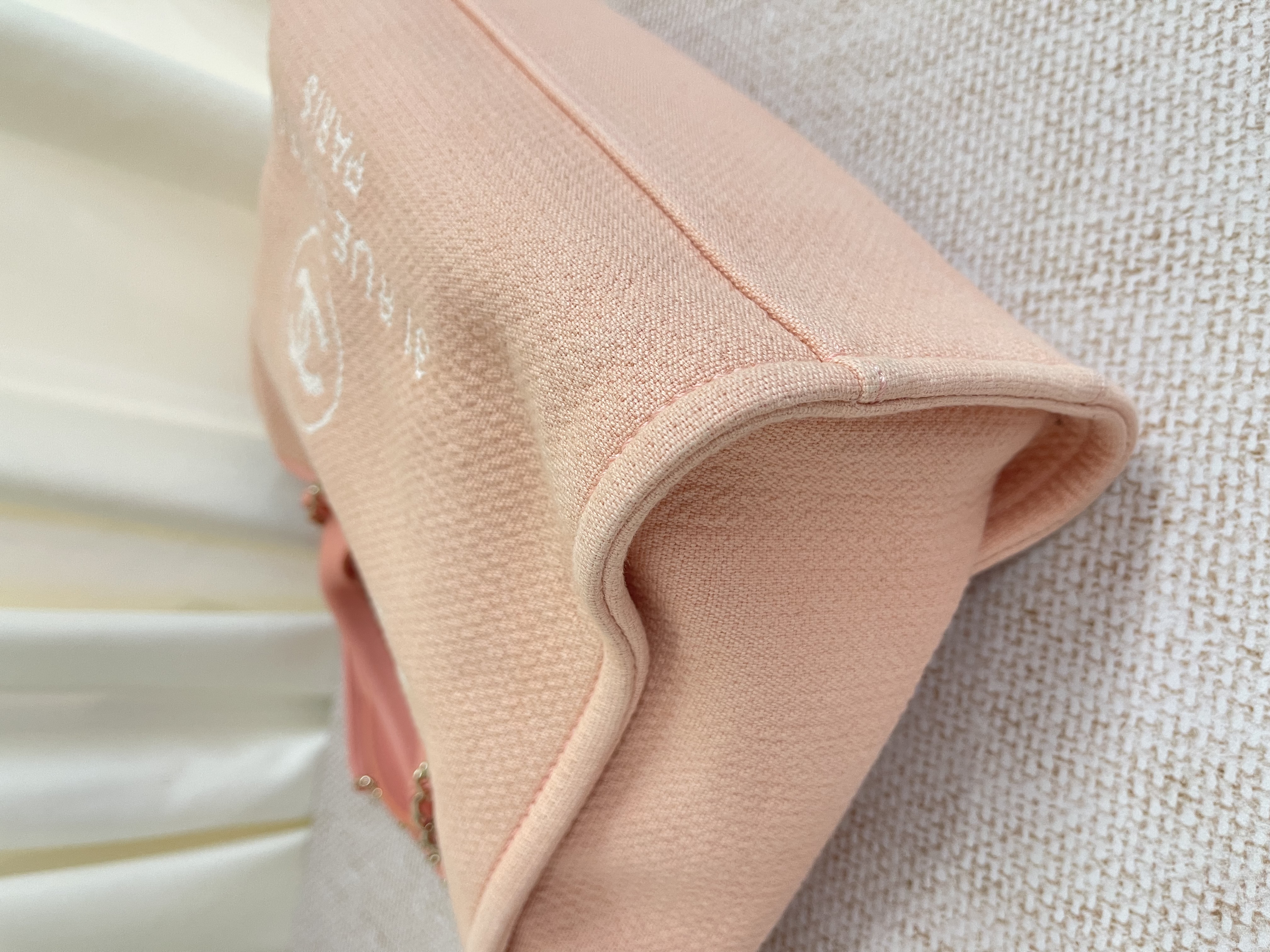 Pre-owned Chanel Deauville Tote Bag/ Product Code: 26031308