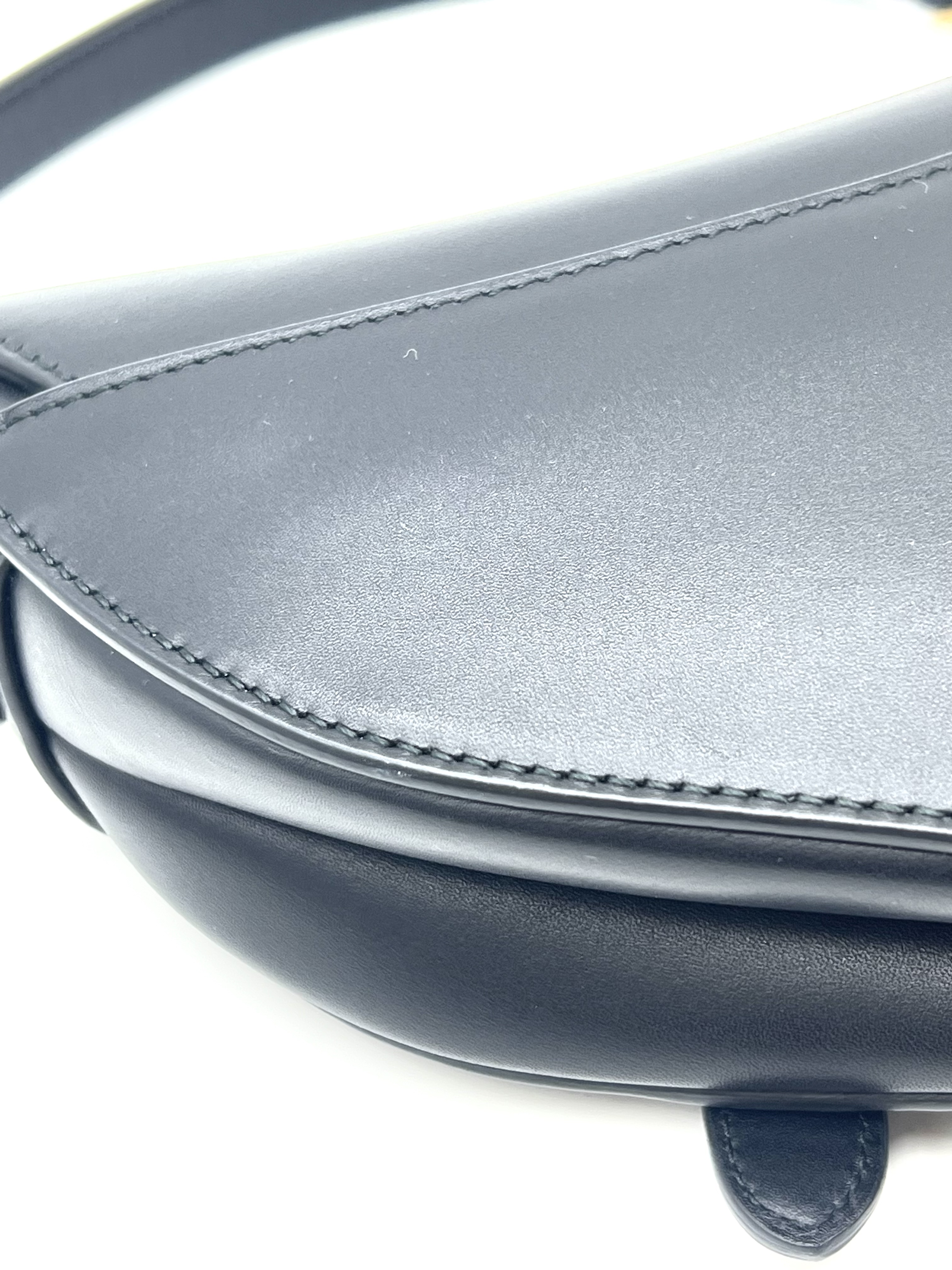 Pre-Owned DIOR Saddle Bag / Product Code: 26043002