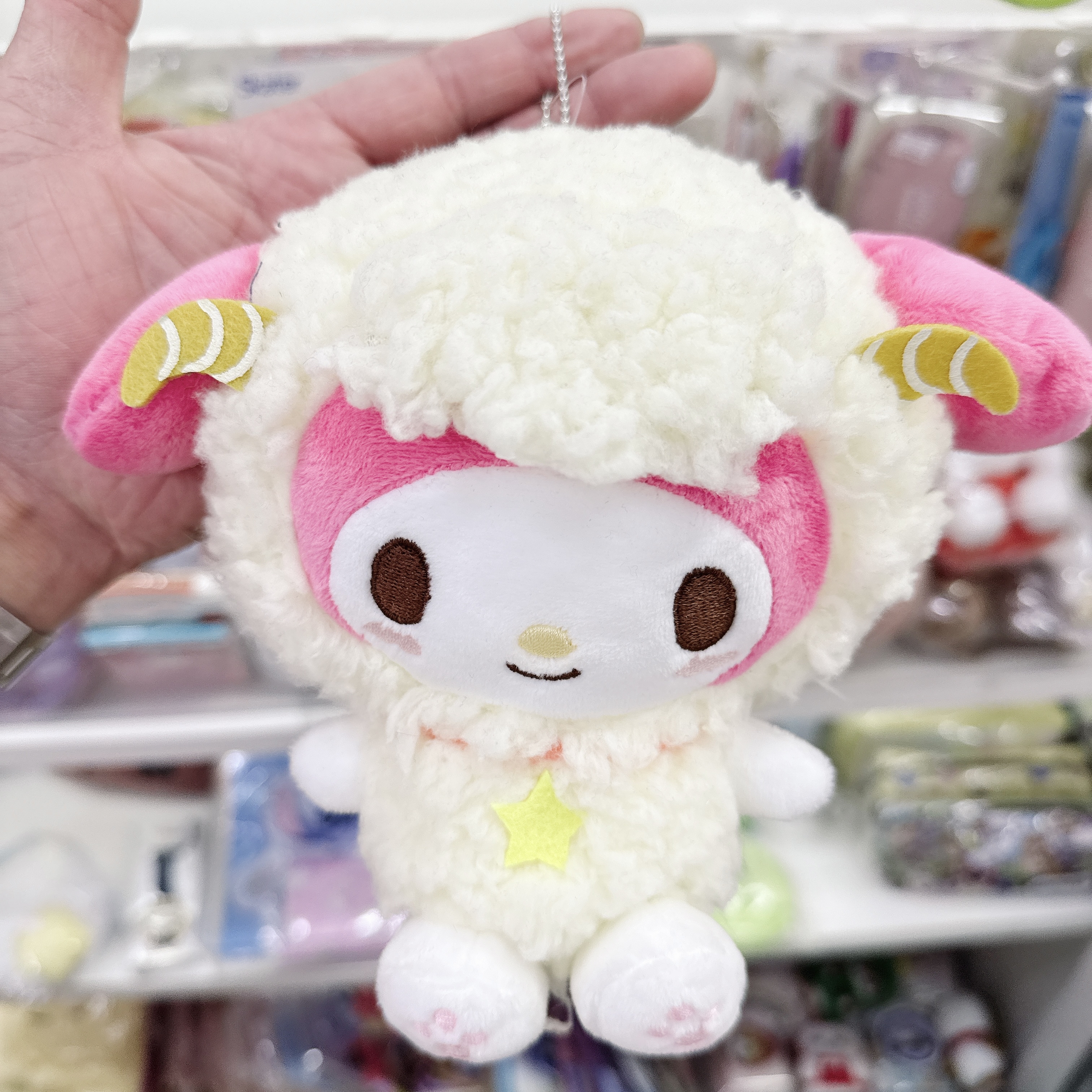 多款Sanrio限定版公仔掛飾