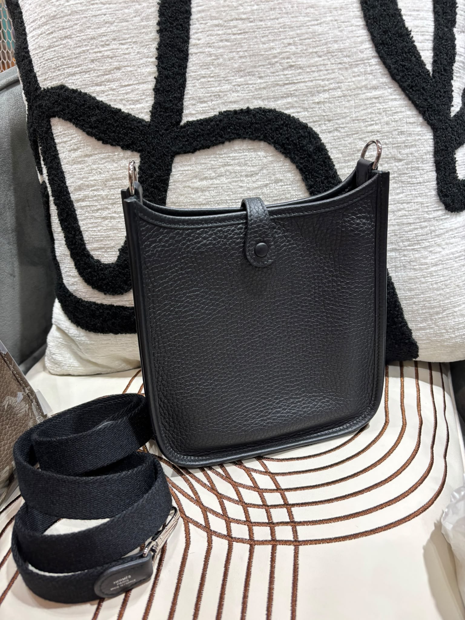 Hermes mini evelyne, Stamp U 黑色銀扣 100%Authentic ,98%new  ✅dust bag✅box