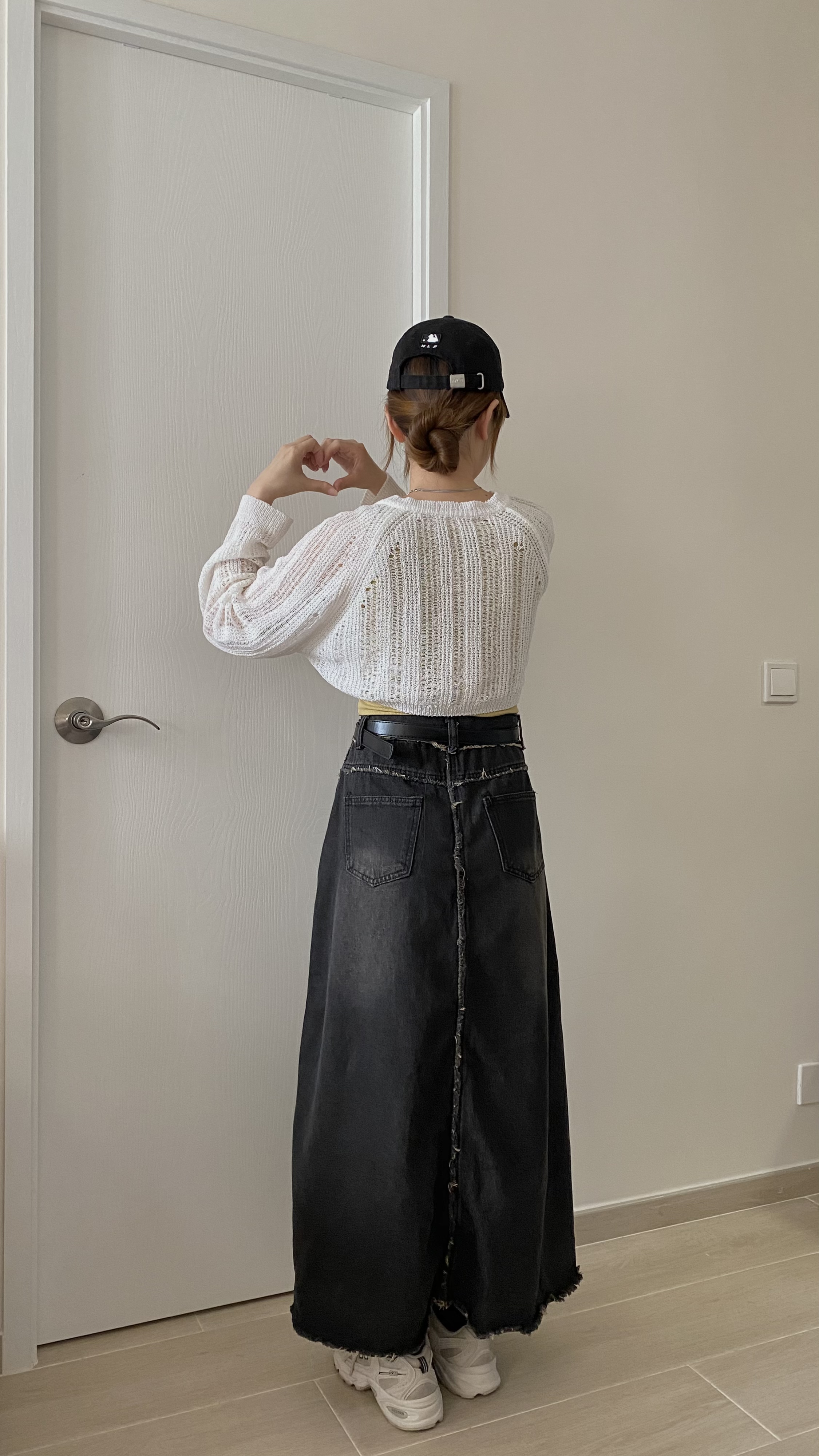 超高詢問度鏤空外套