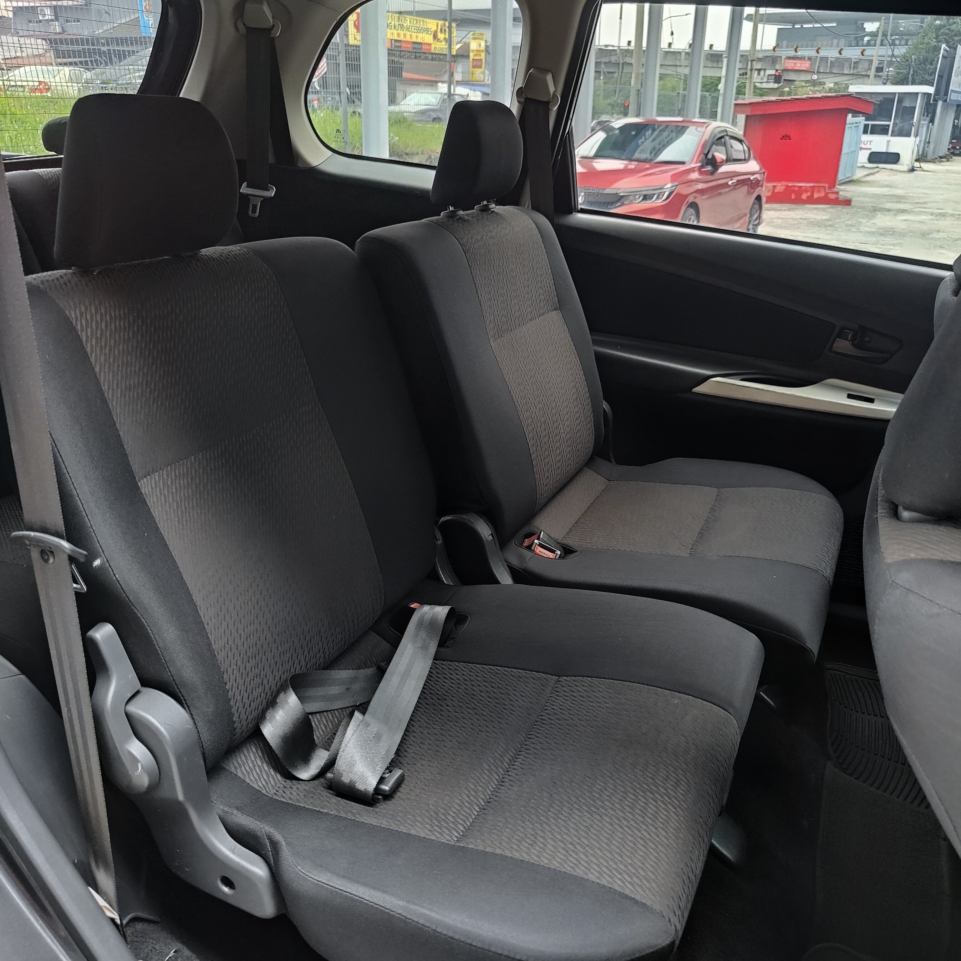 2012 TOYOTA AVANZA 1.5 G 