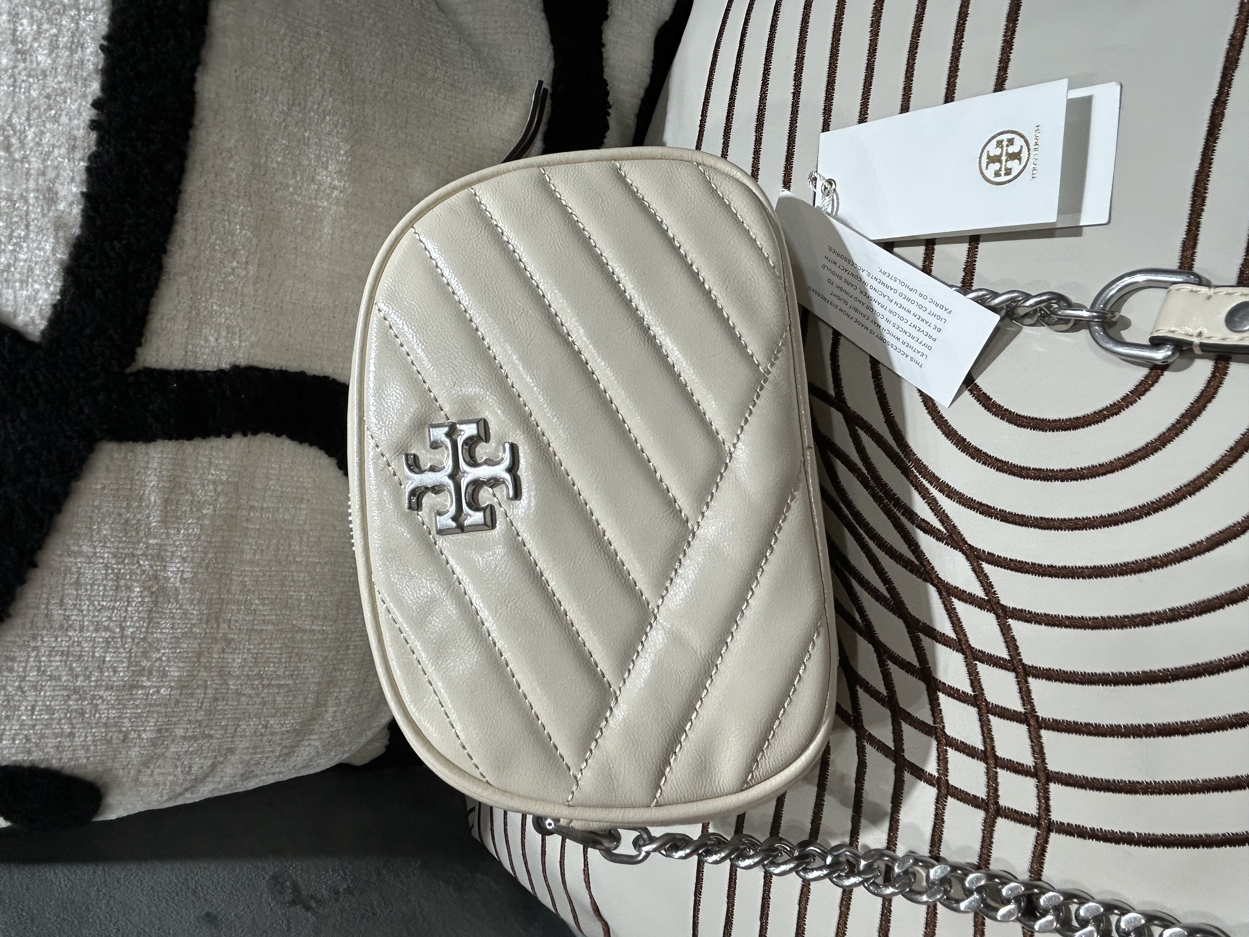 全新 Tory Burch calfskin crossbody bag 全新未使用品✅dust bag ✅tap