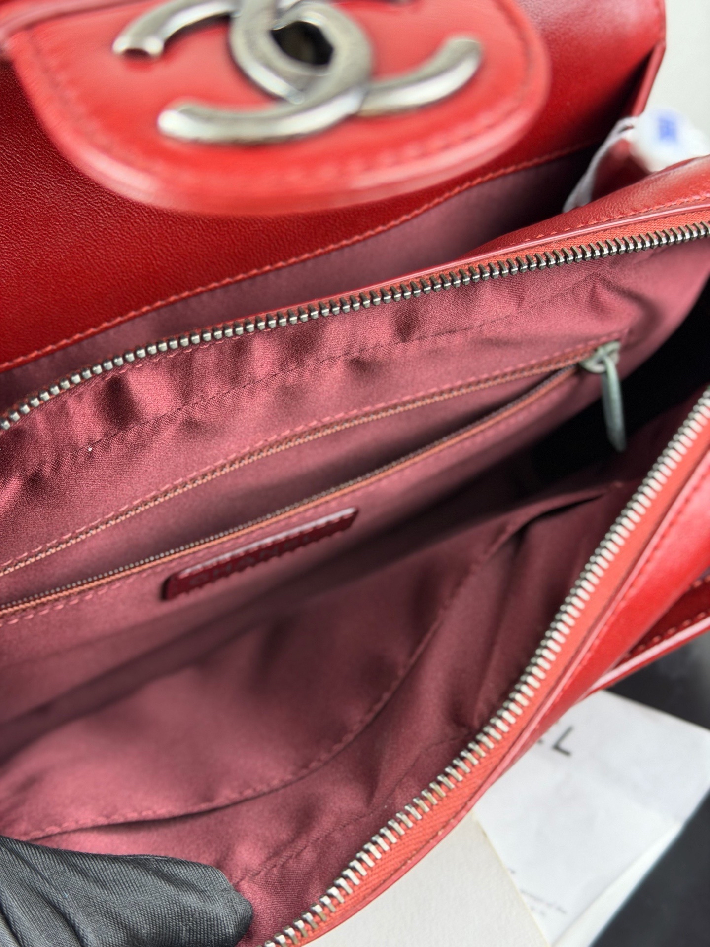 【預訂貨品】Chanel CF系列紅色羊皮郵差包