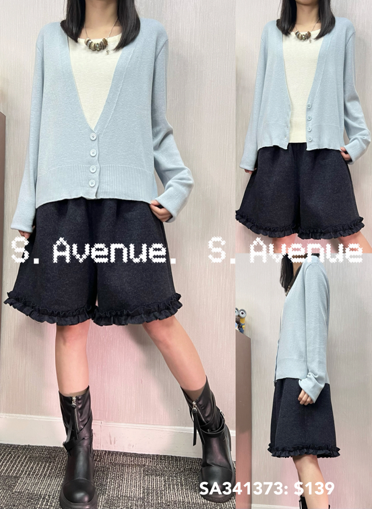 SA341373: 長袖前有鈕假兩件線top