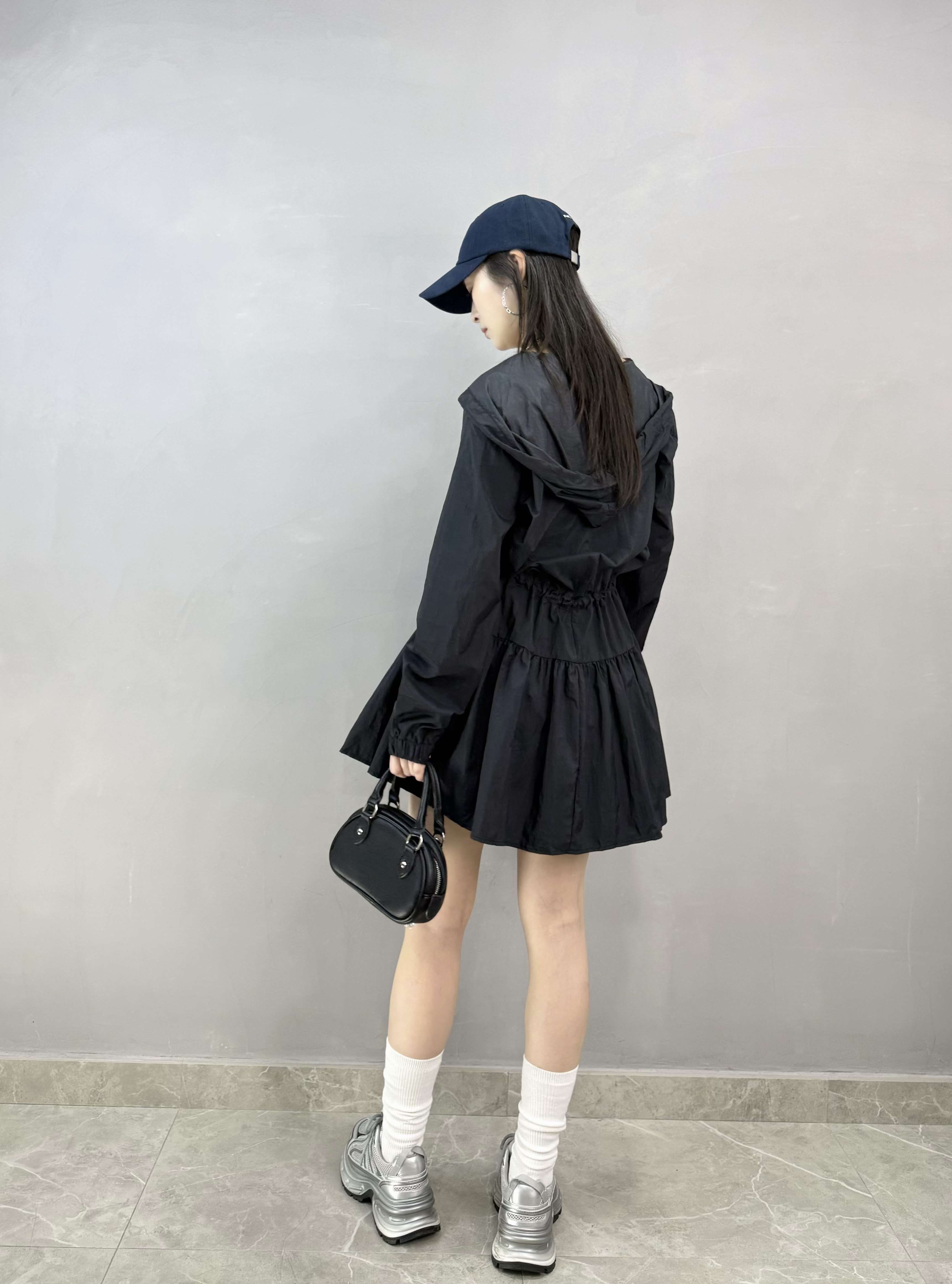 H83 束腰有帽風褸Ops 