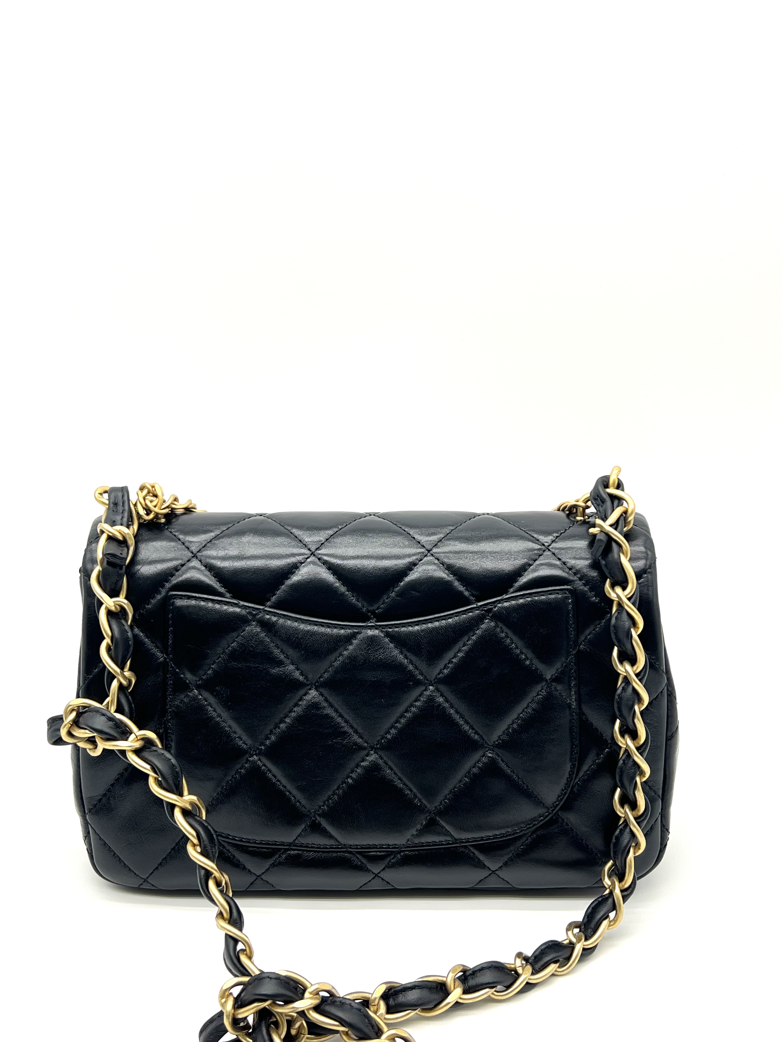 Pre-Owned CHANEL Flap Bag / Product Code: 26042219