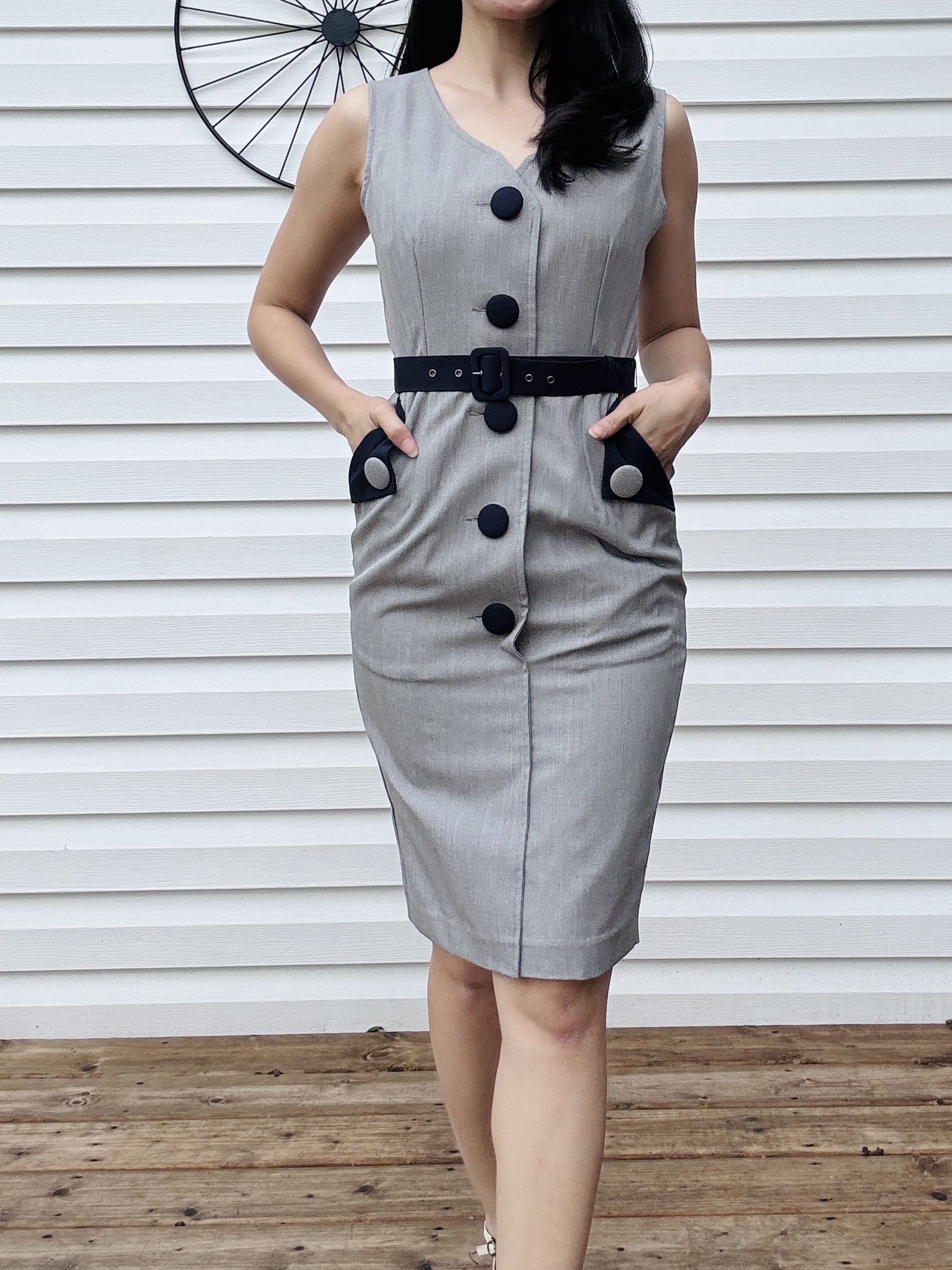 Madison Avenue Elegance  – 1950s Tailored Two-Tone Pencil Dress (FM227)