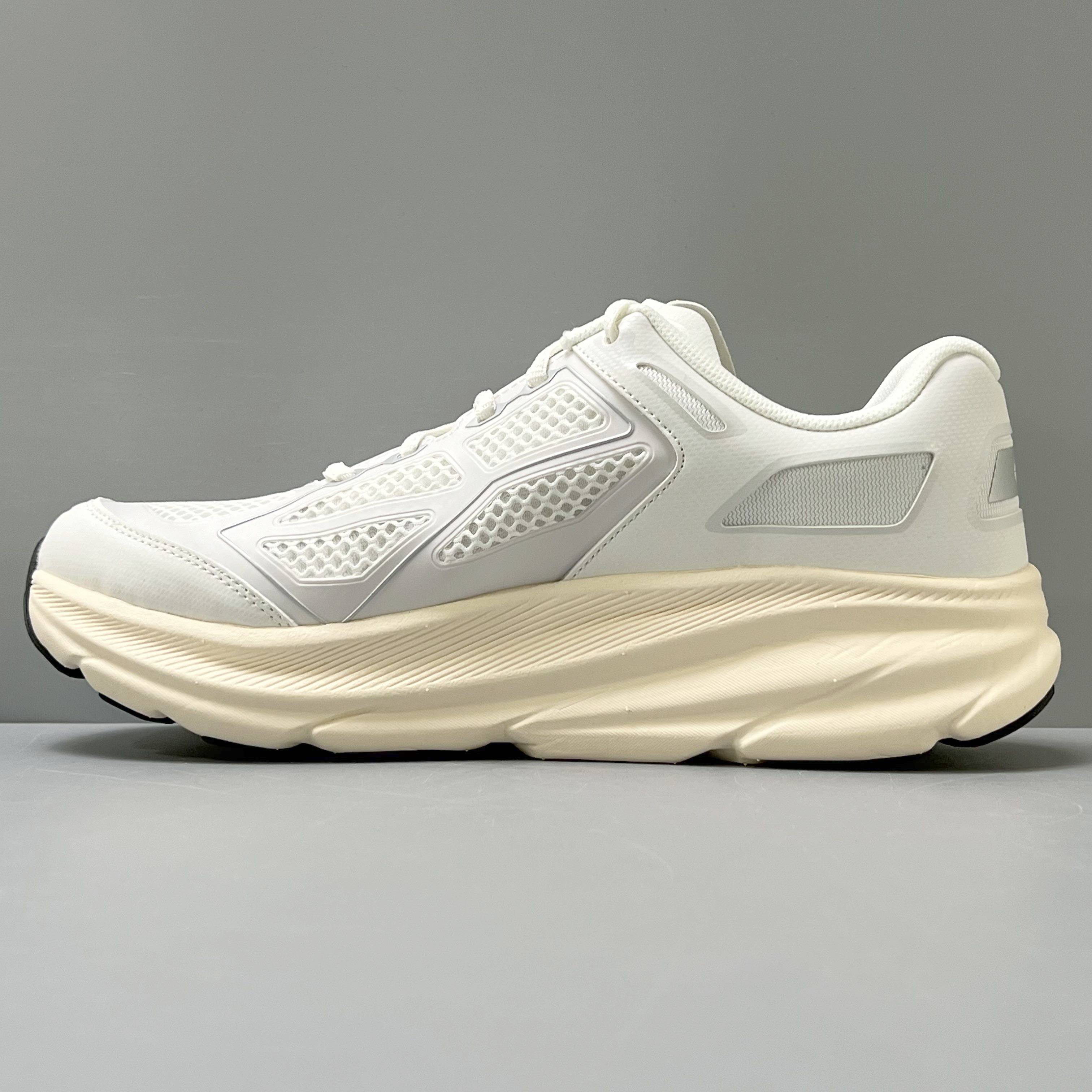 HOKA ONE ONE Clifton One9