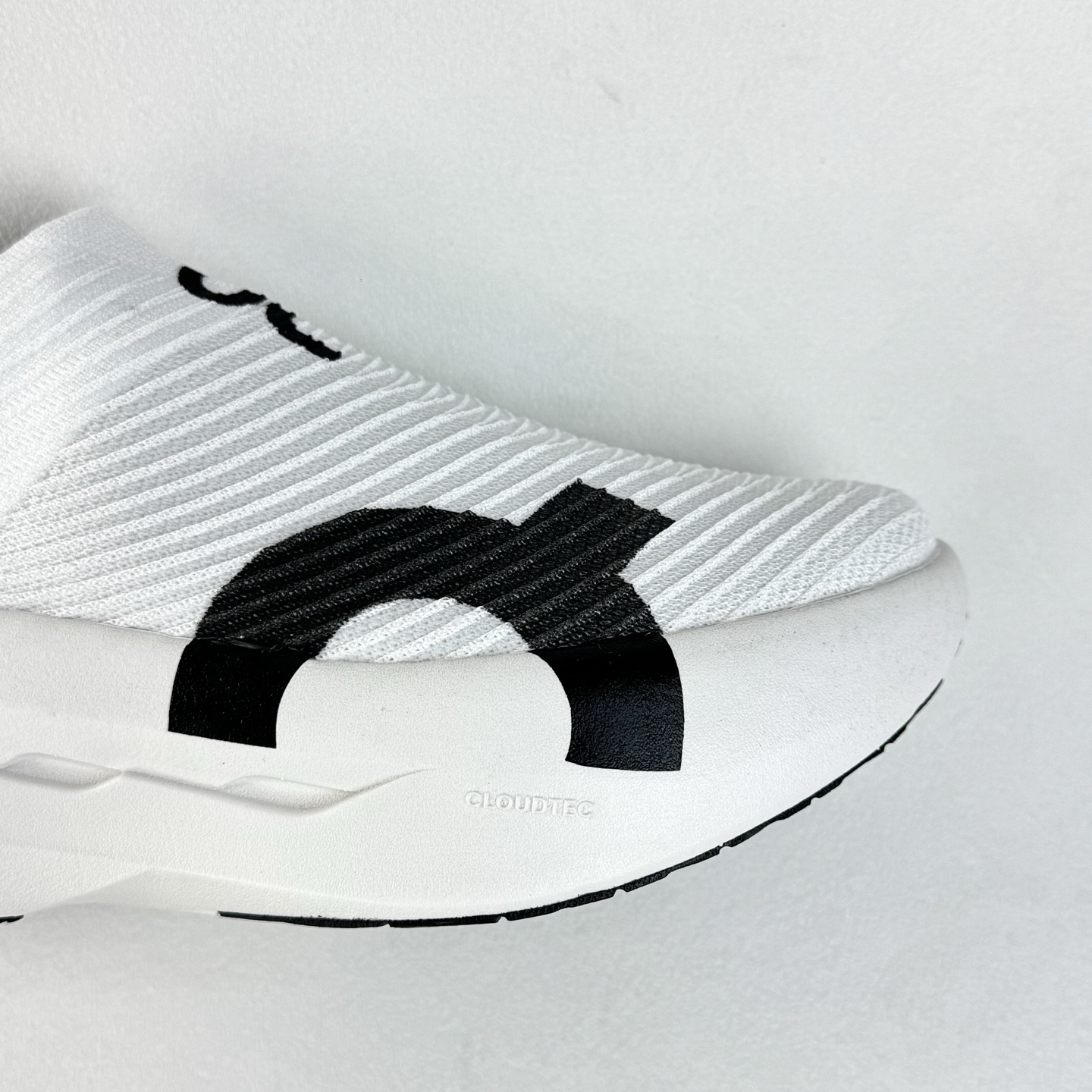 On Cloudboom Strike LS