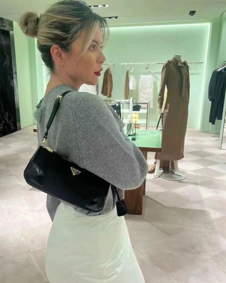 訂貨📮Prada 新款 Re-edition 2002 Re-Nylon 單肩袋 Size 23x10x5cm