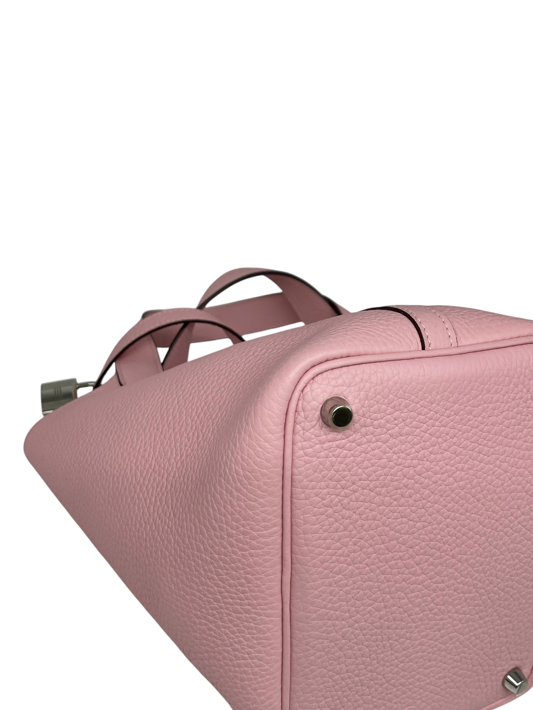 Pre-owned Hermes P 18 / Stamp T / Product Code: 071412