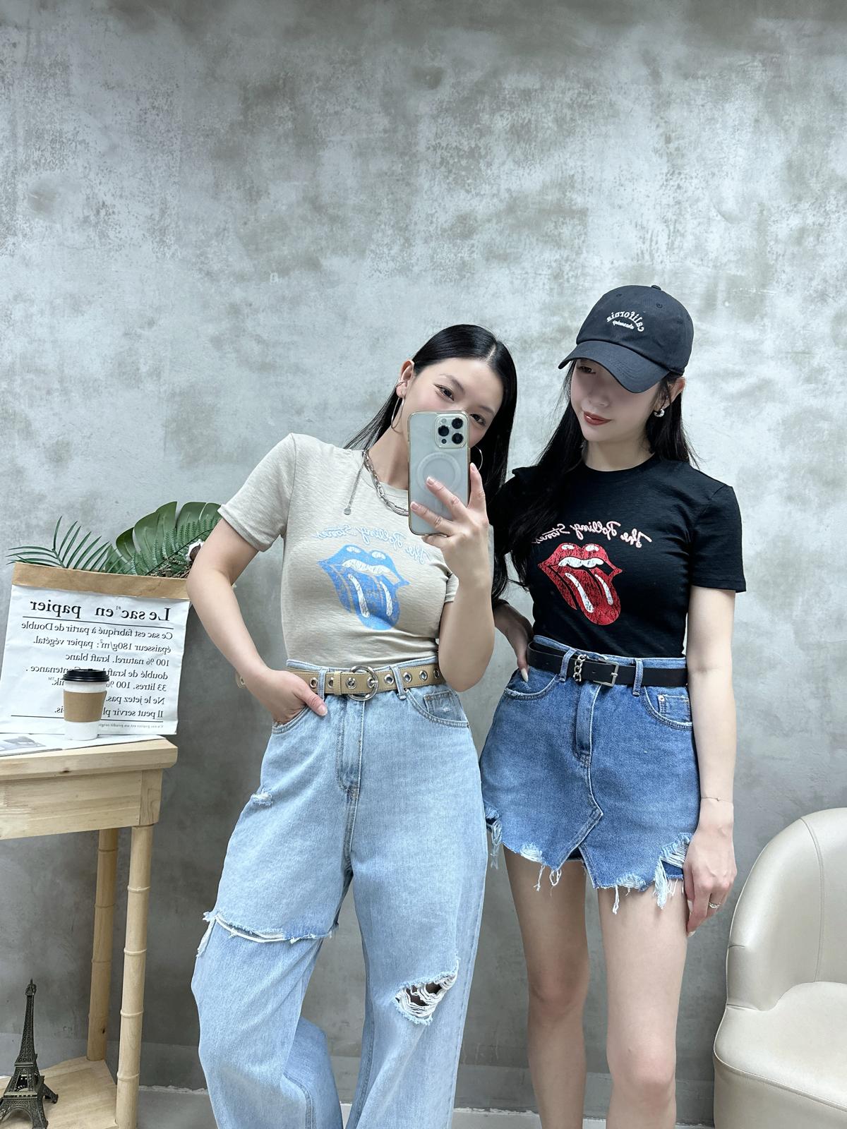 R02 洗水print Tee