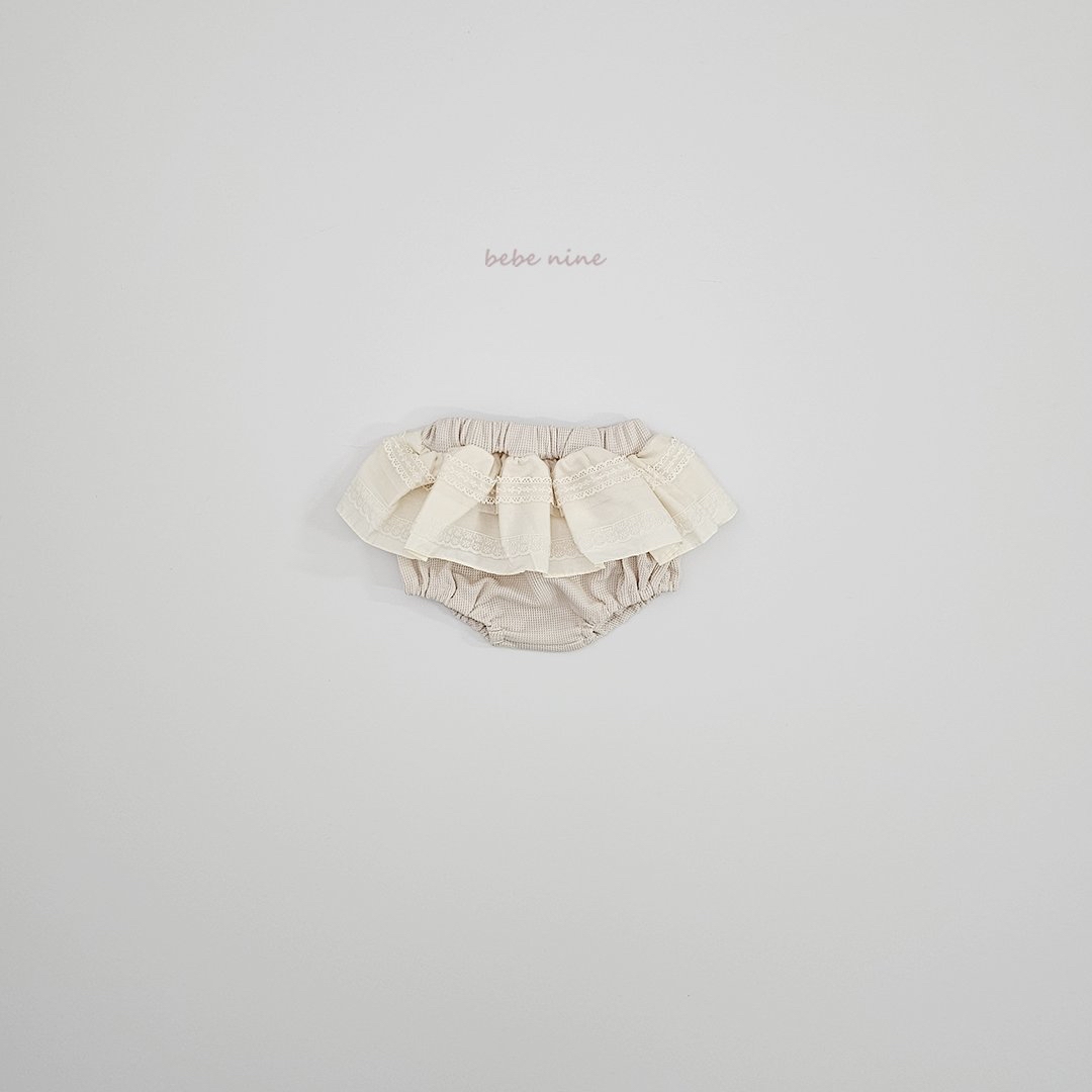 🌸預訂 韓國直送🌸🇰🇷Bebenine兩色蕾絲層疊裙擺燈籠褲