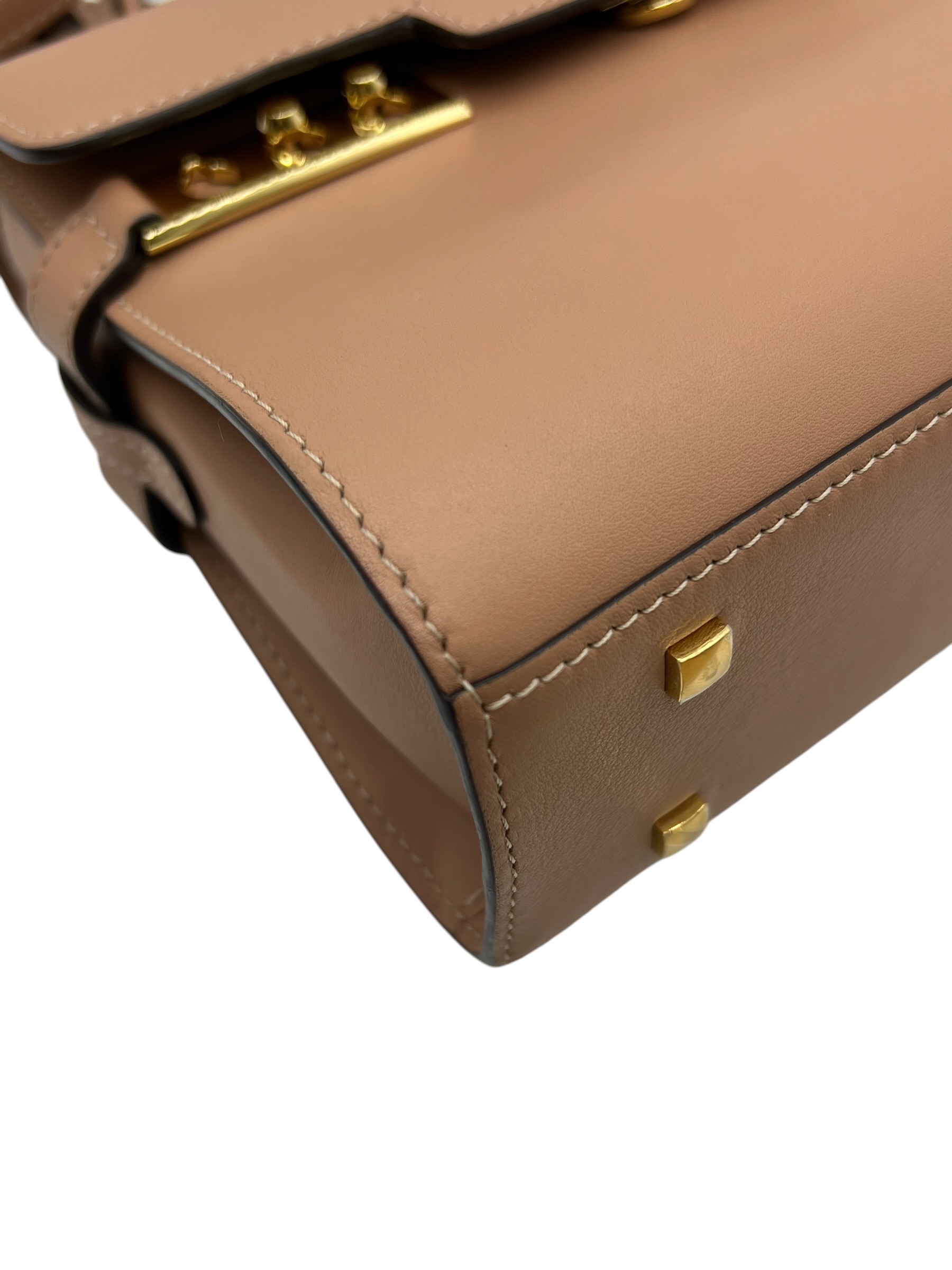 Pre-owned DELVAUX PM / Product Code: 080304
