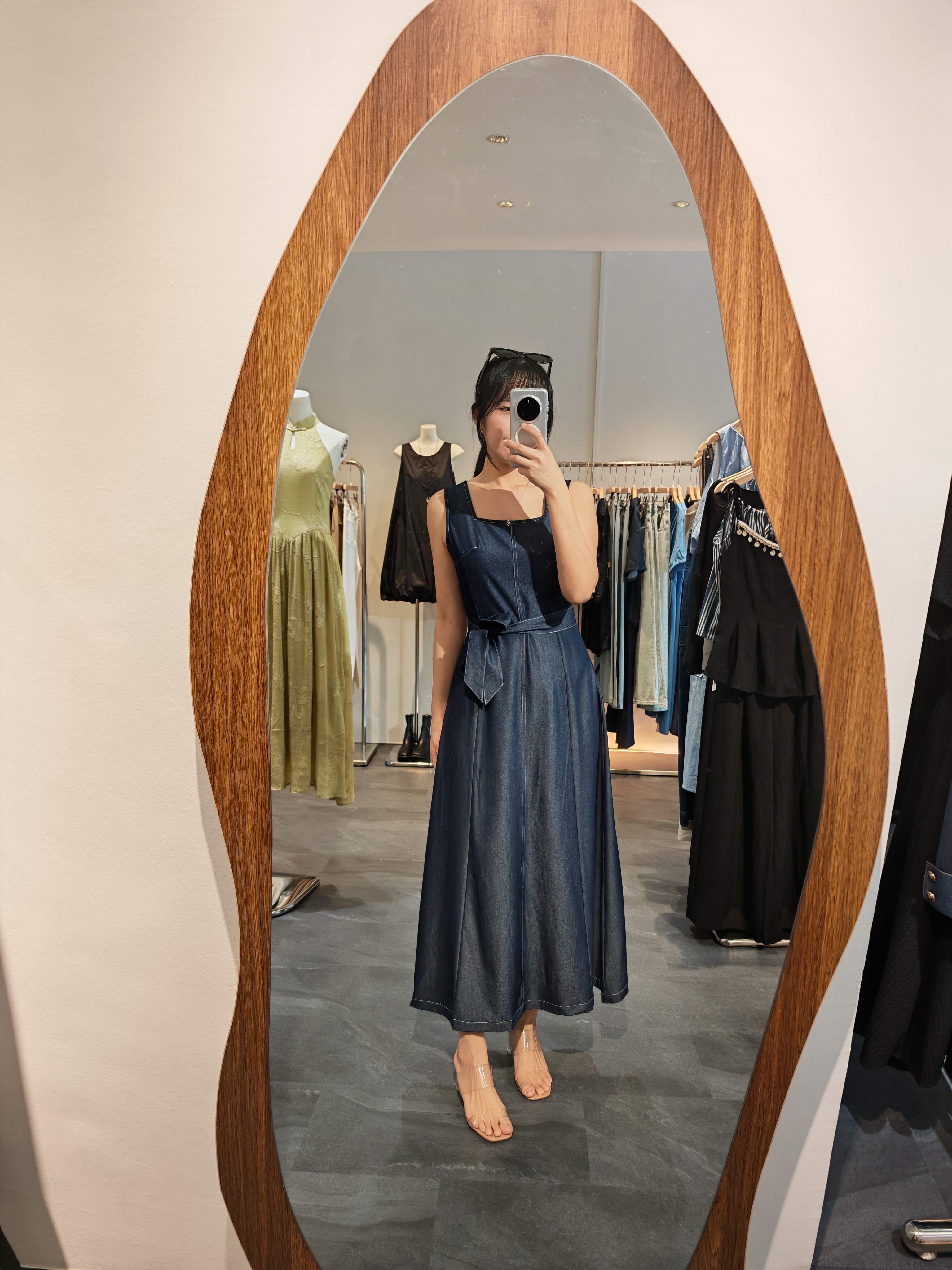 软牛仔方领背心裙