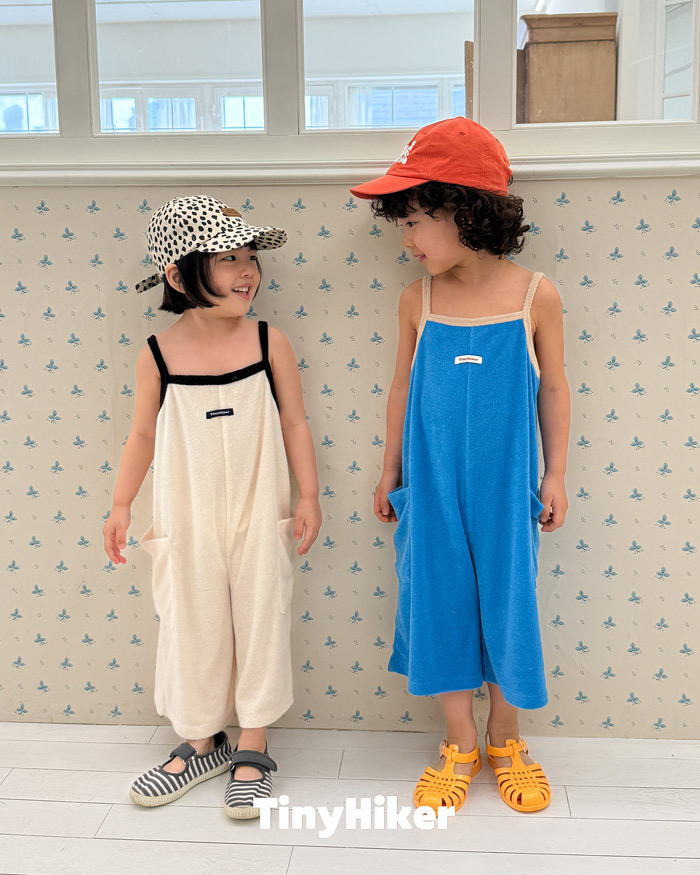 🇰🇷Tiny Hiker連身褲