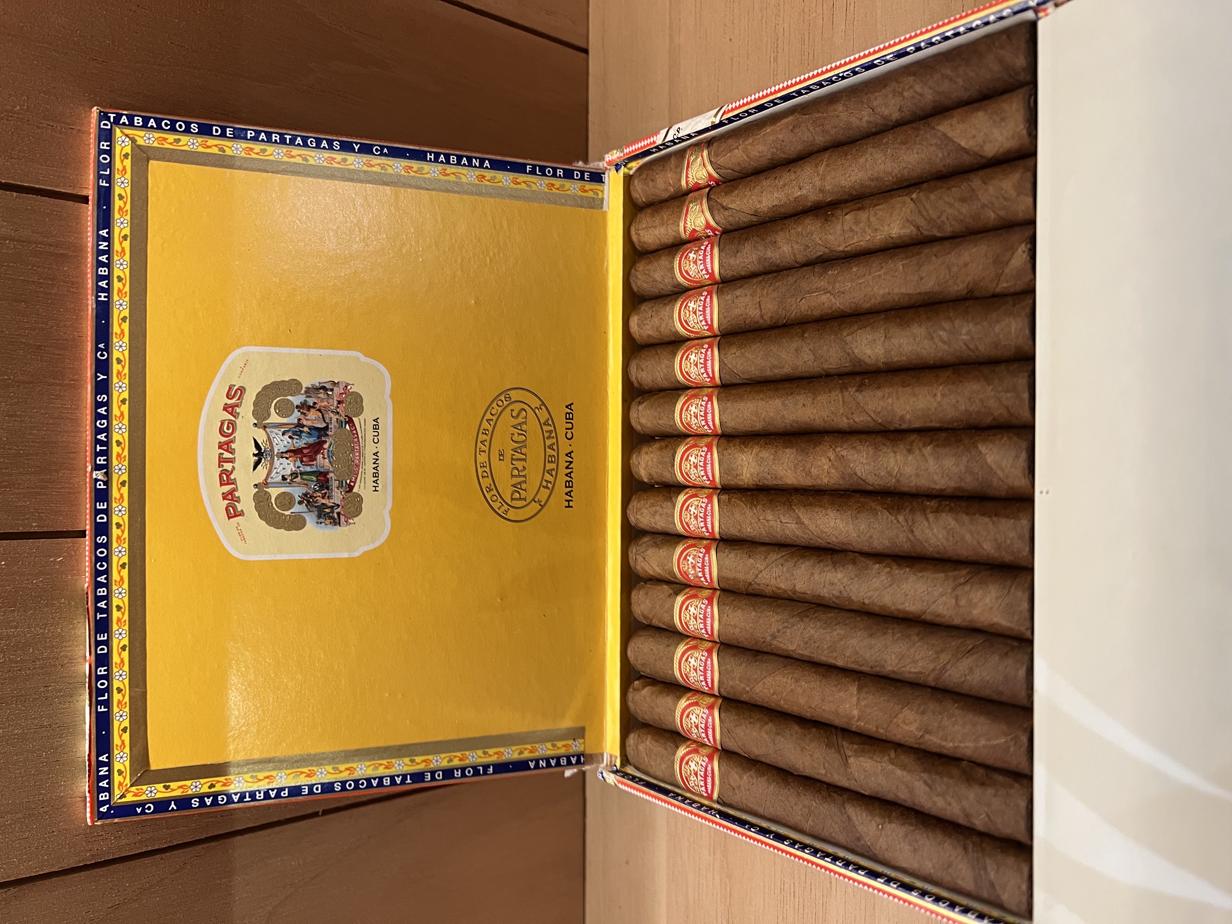 PARTAGAS SERIE帕特加斯超帕 （25支）