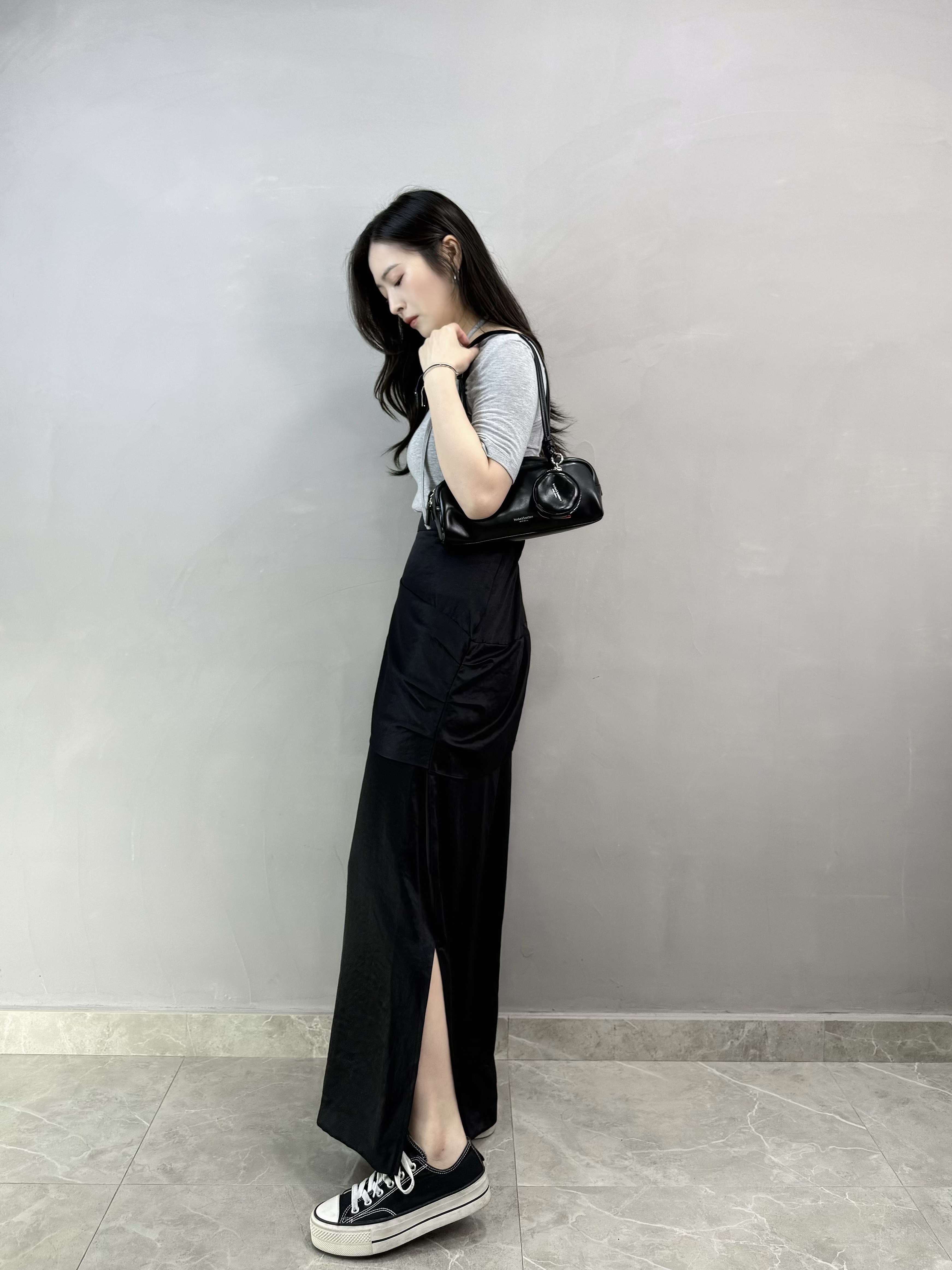 L77 設計感絲質裙