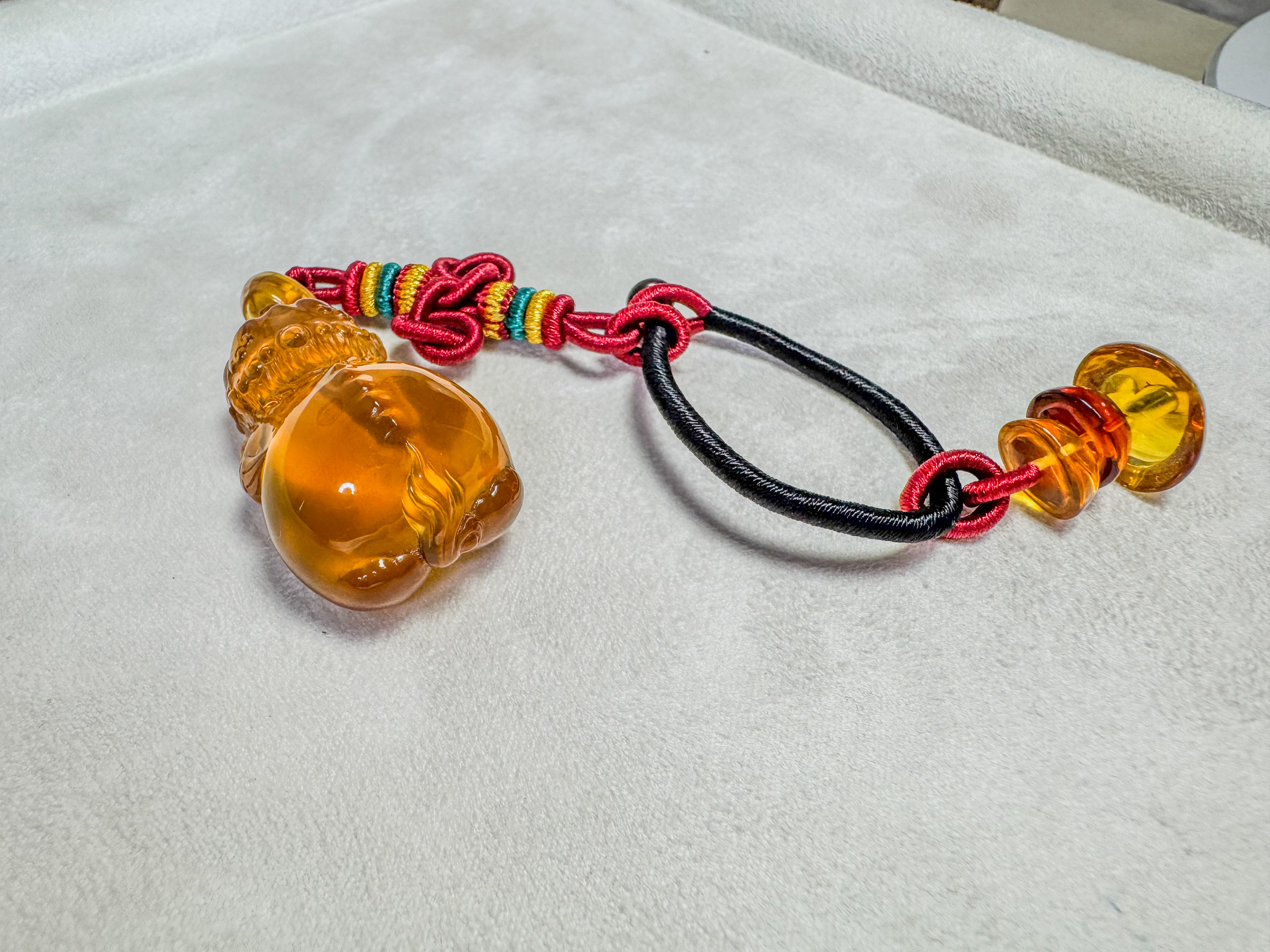 琥珀貔貅吊飾吉祥掛件(22x37x18mm)