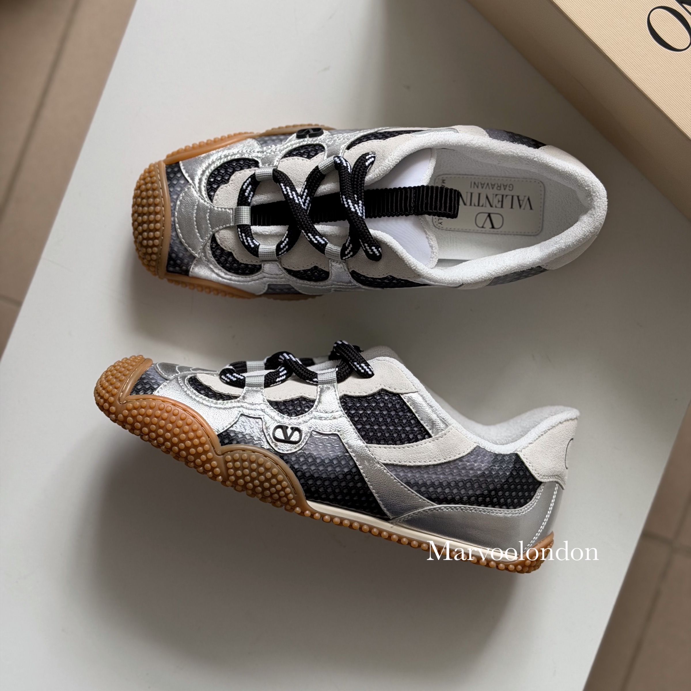 限時優惠✨新款🆕訂貨🍒Valentino Amphibia Sneaker  Size 36-39/40