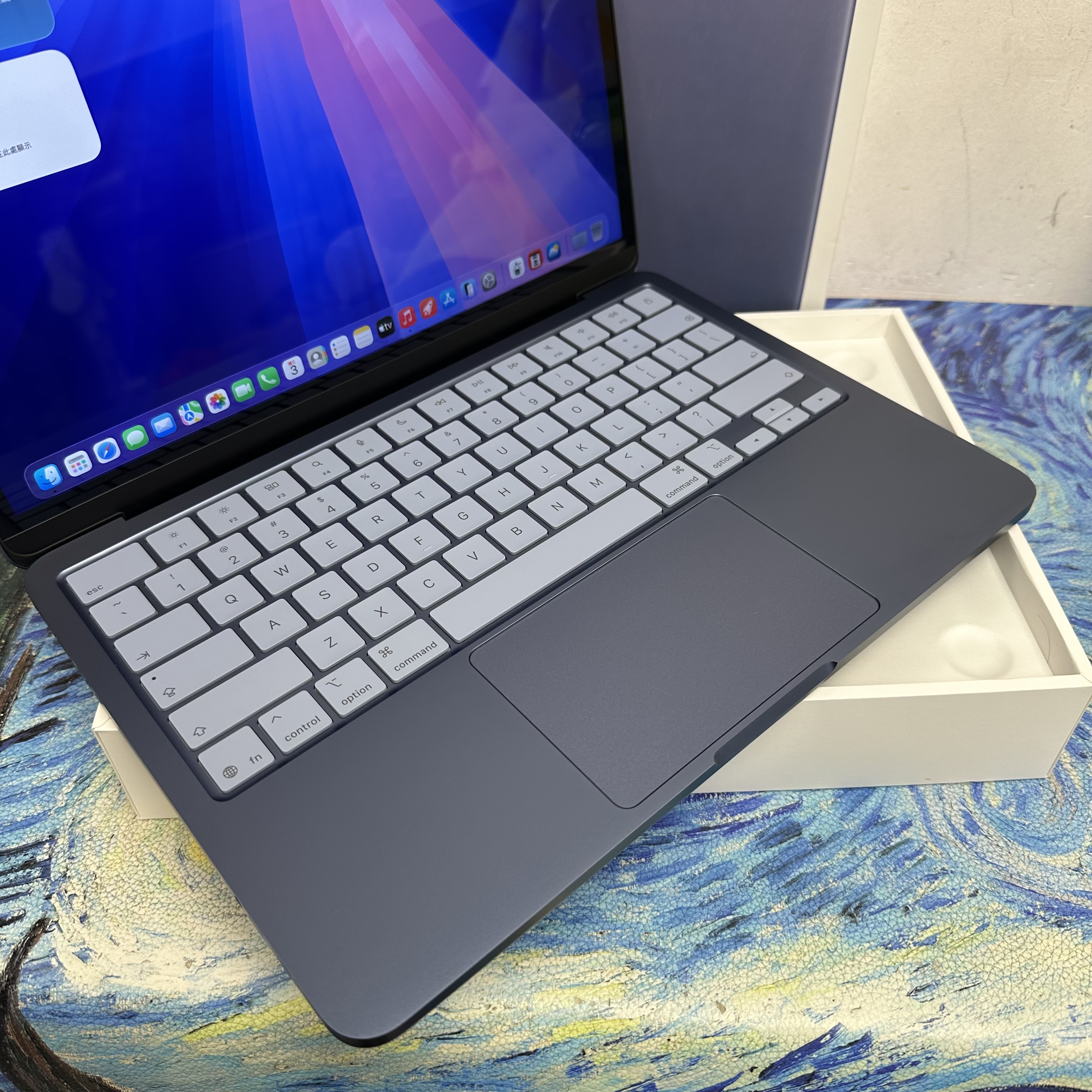 #5935 APPLE  MacBook Neo A18 Pro CPU/ 8GB Ram/256GB SSD/5核心GPU/Liquid Retina Mon/13吋/藍色/Gaming Laptop / Notebook / 超強續航能力/文書機 / 畫圖 / 剪片 / Movie / Netflix 