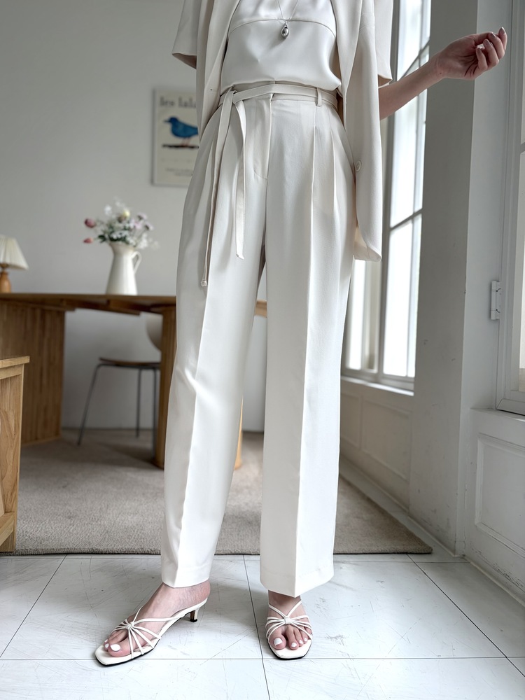 Aveline Belted Straight Slacks (Ivory)