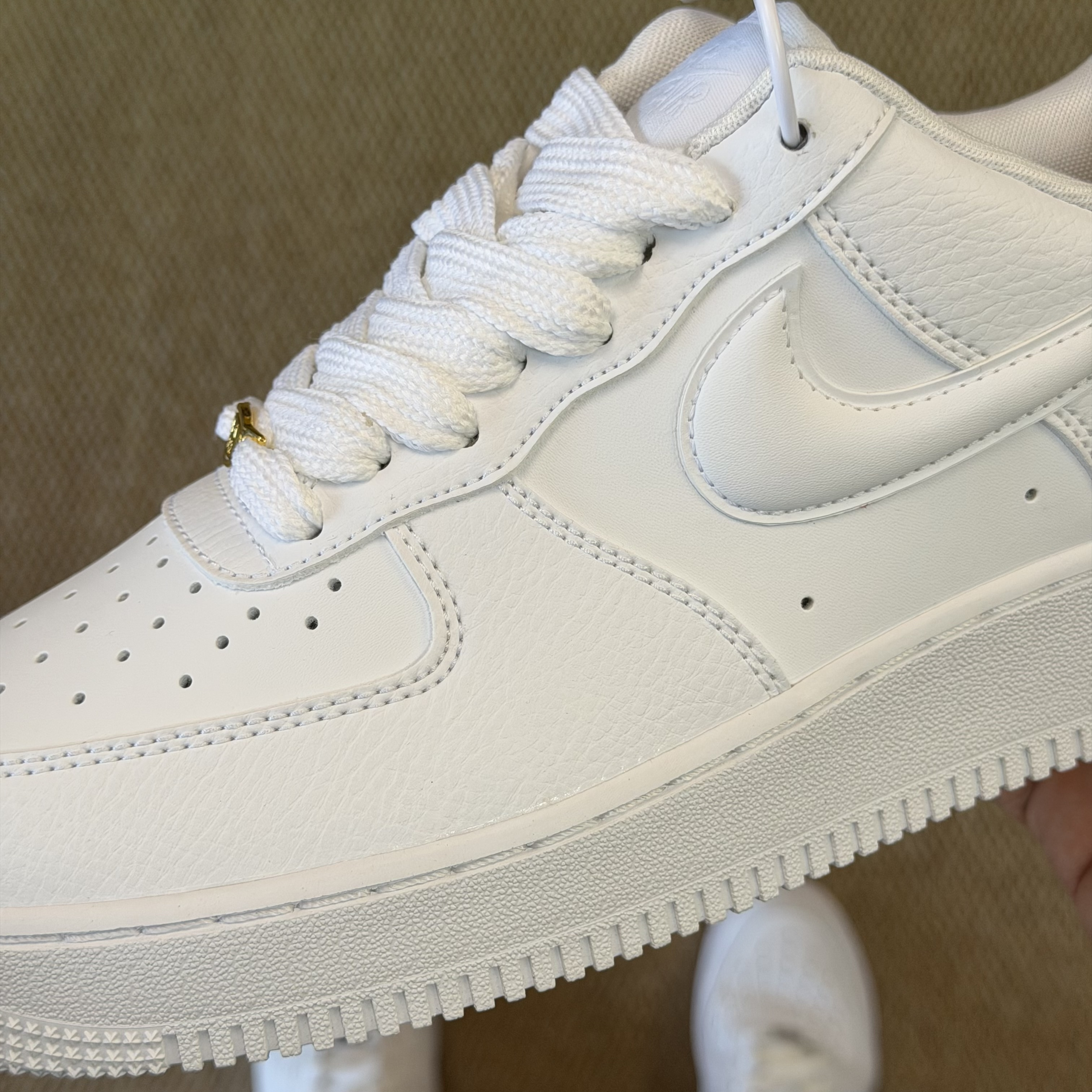 Nike Air Force 1 '07 HF2014-100