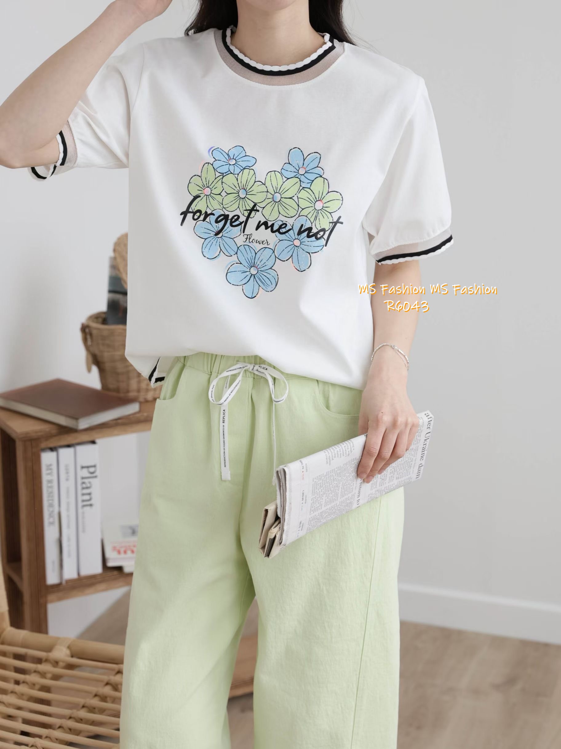 G6043 韓國🇰🇷花花字母print top