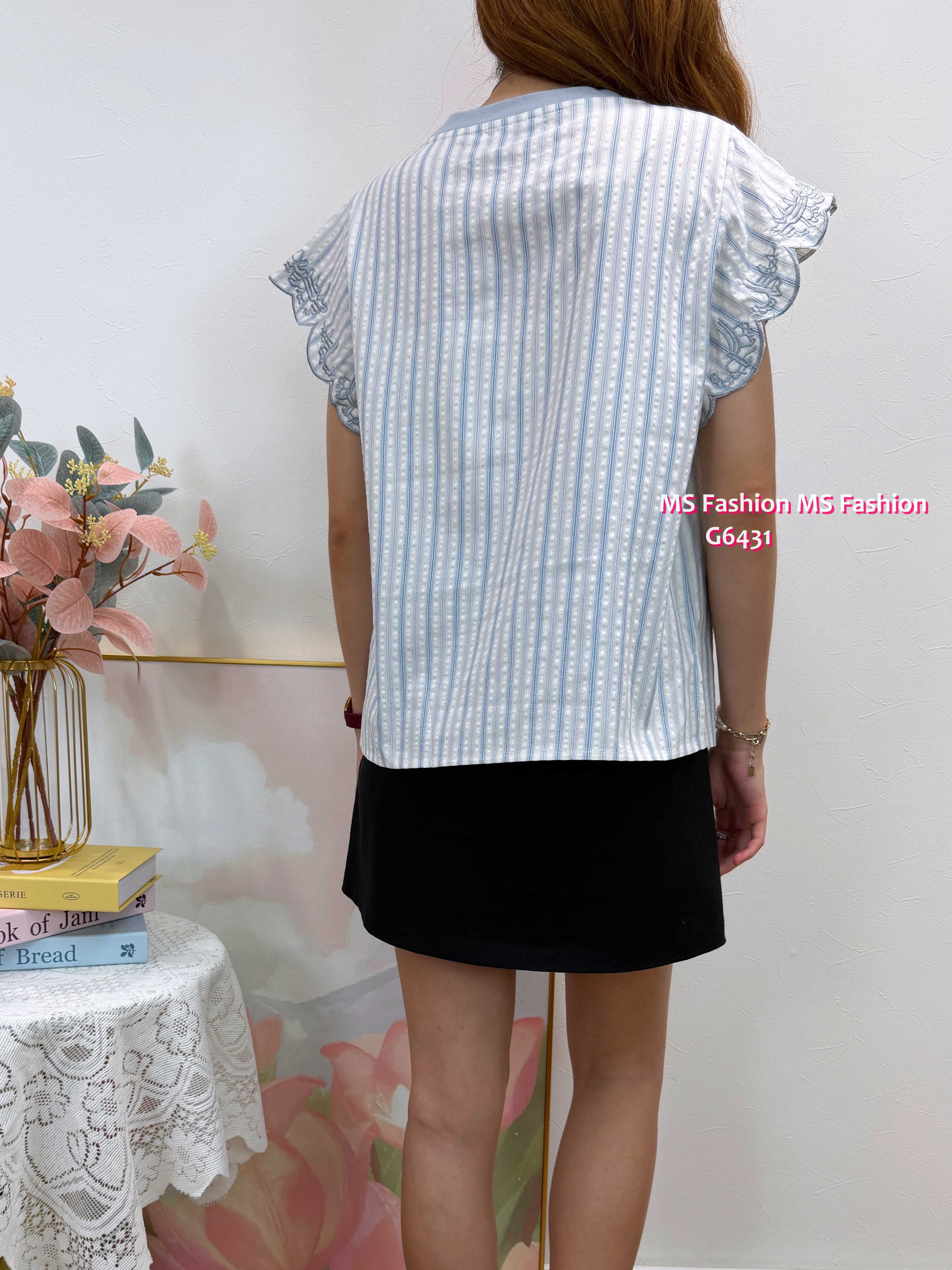 G6431 直條波浪袖top