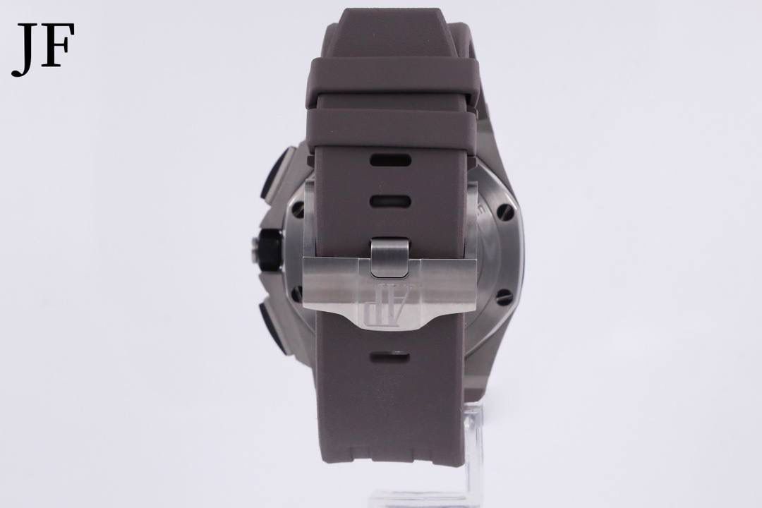 🚀精品 AP 皇家橡树离岸型 大熊猫计时码表 AP 26400 精钢表壳 陶瓷表圈 双面蓝宝石镜面 3126机芯 橡胶表带 精钢针扣 直径44mm💯