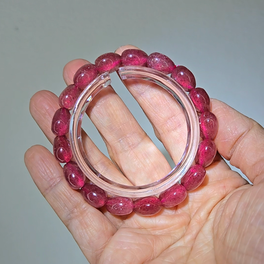 Strawberry quartz heart-shaped 12mm bead bracelets - ST65