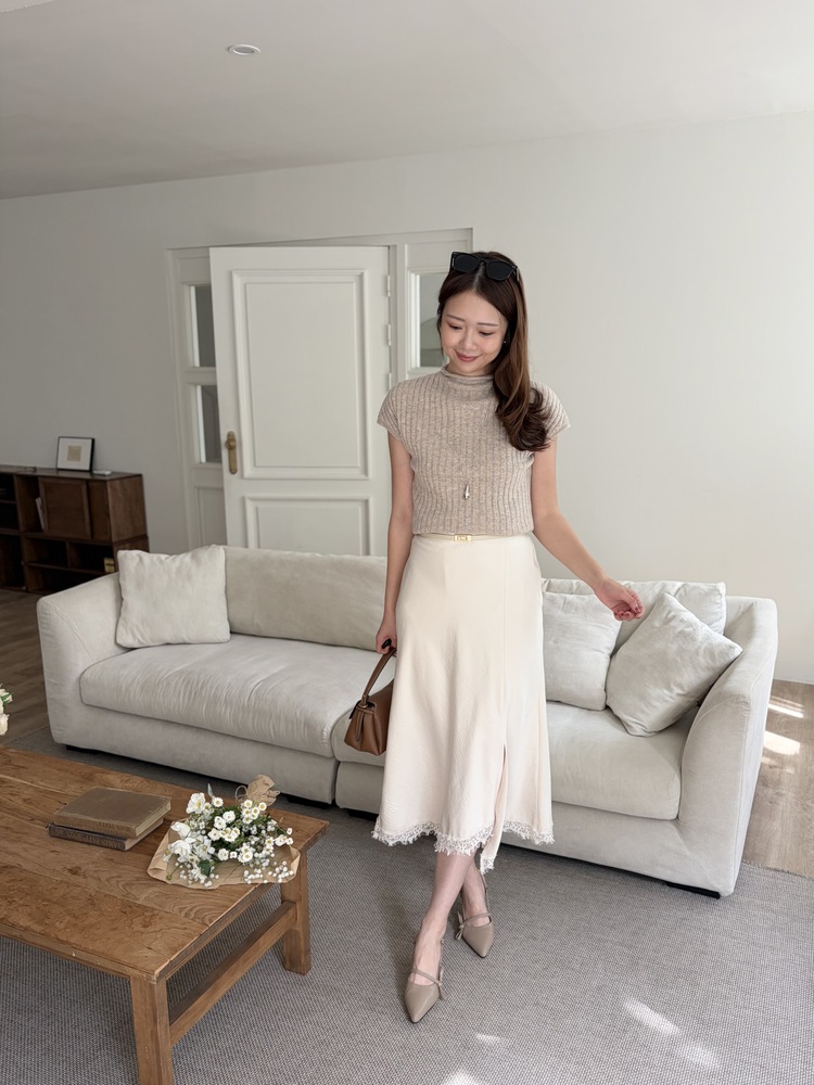 Lacie Asymmetric Skirt (Ivory)