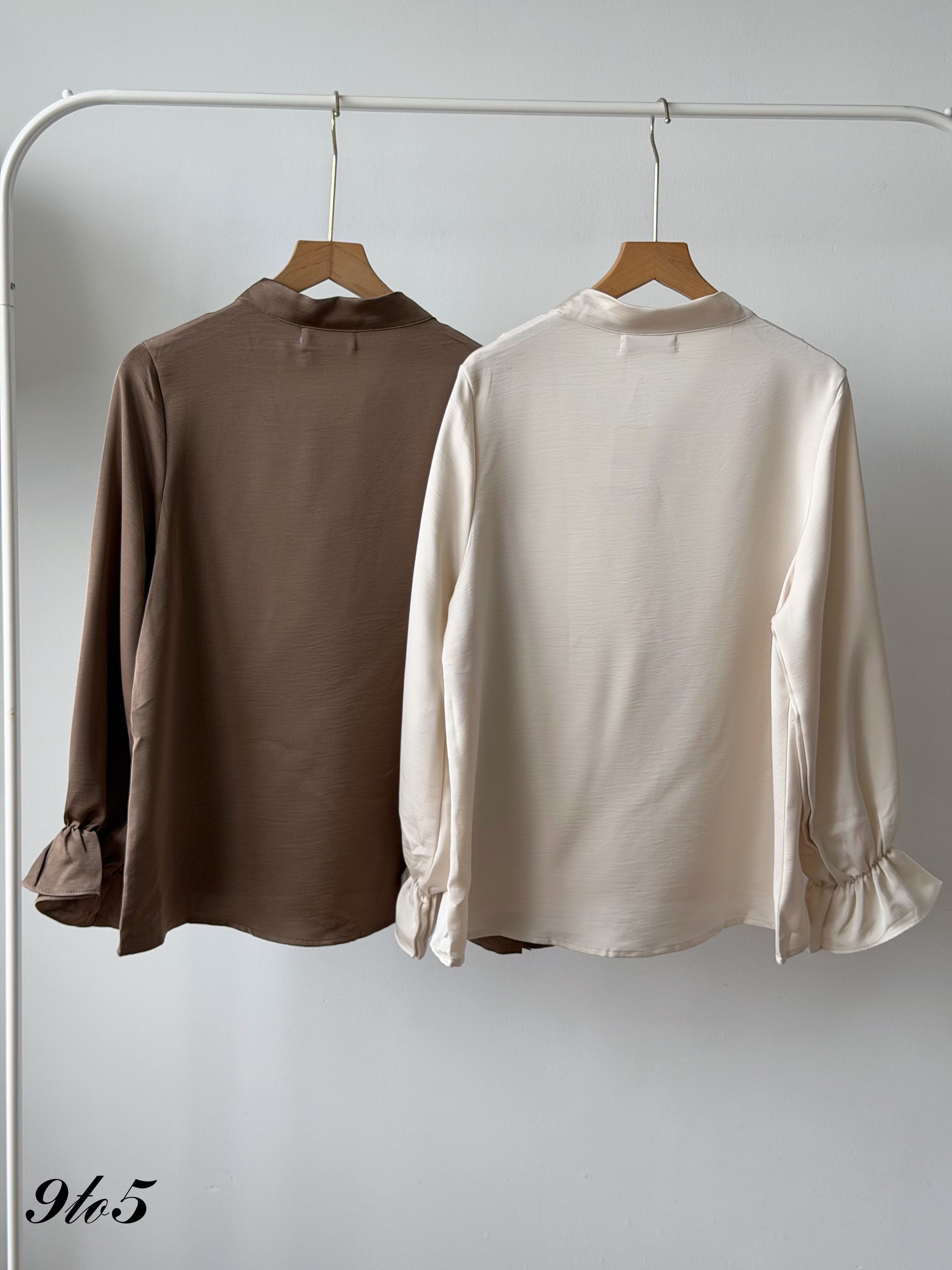 T4551 Long Sleeve Satin Blouse - 4 Colors 