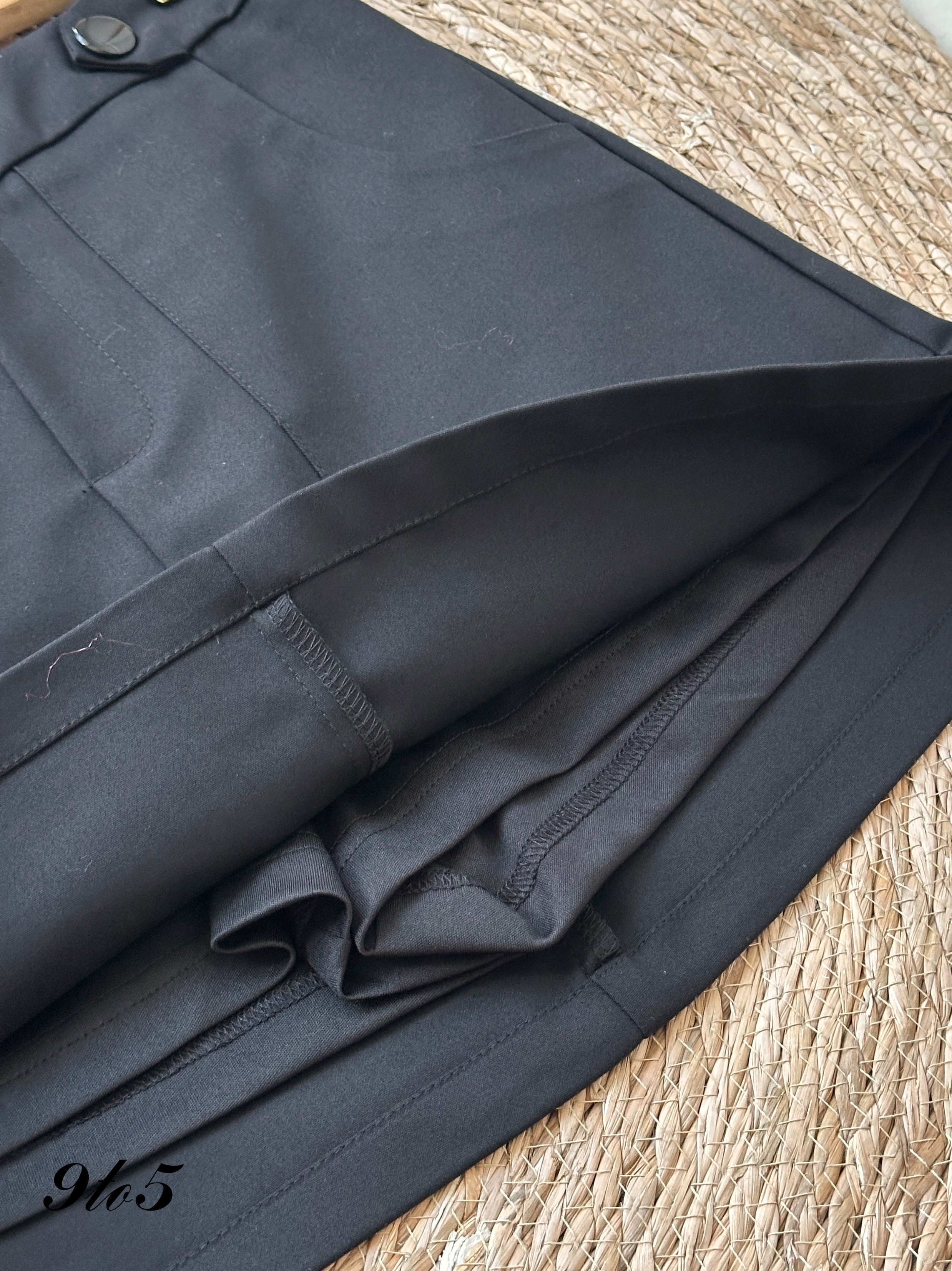 S1893 A Line Short Skirt - Black & Brown