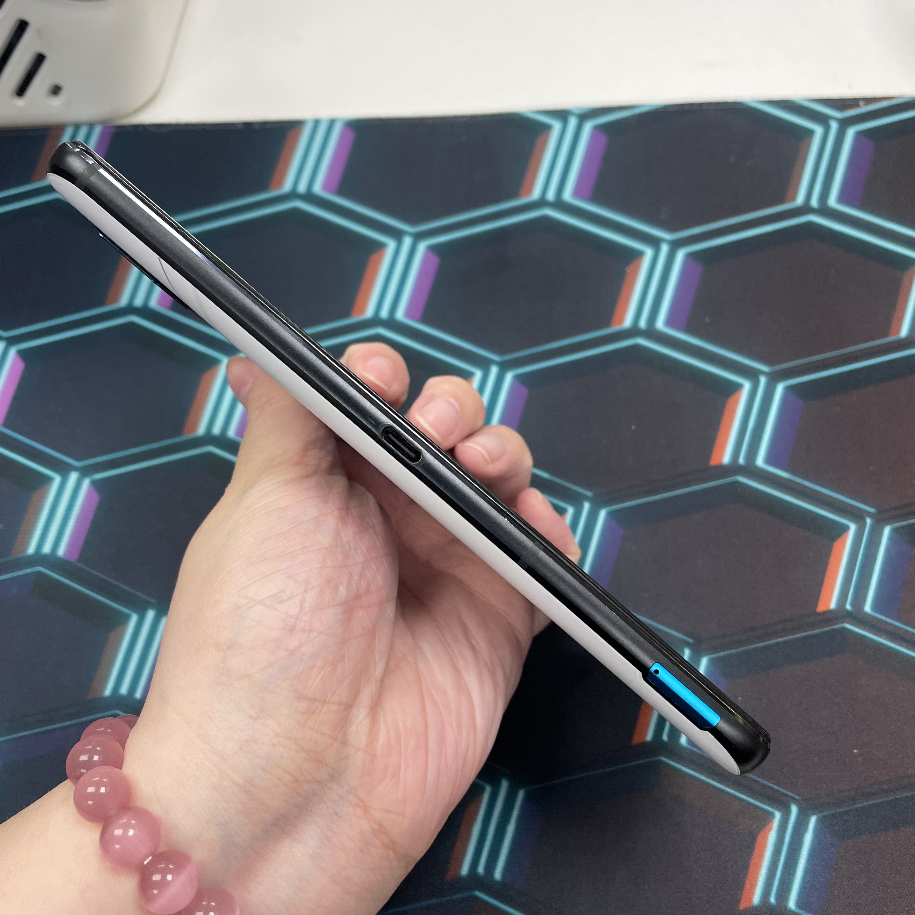 *6239 ROG Phone 6 勁靚機 16+512GB 白色 white