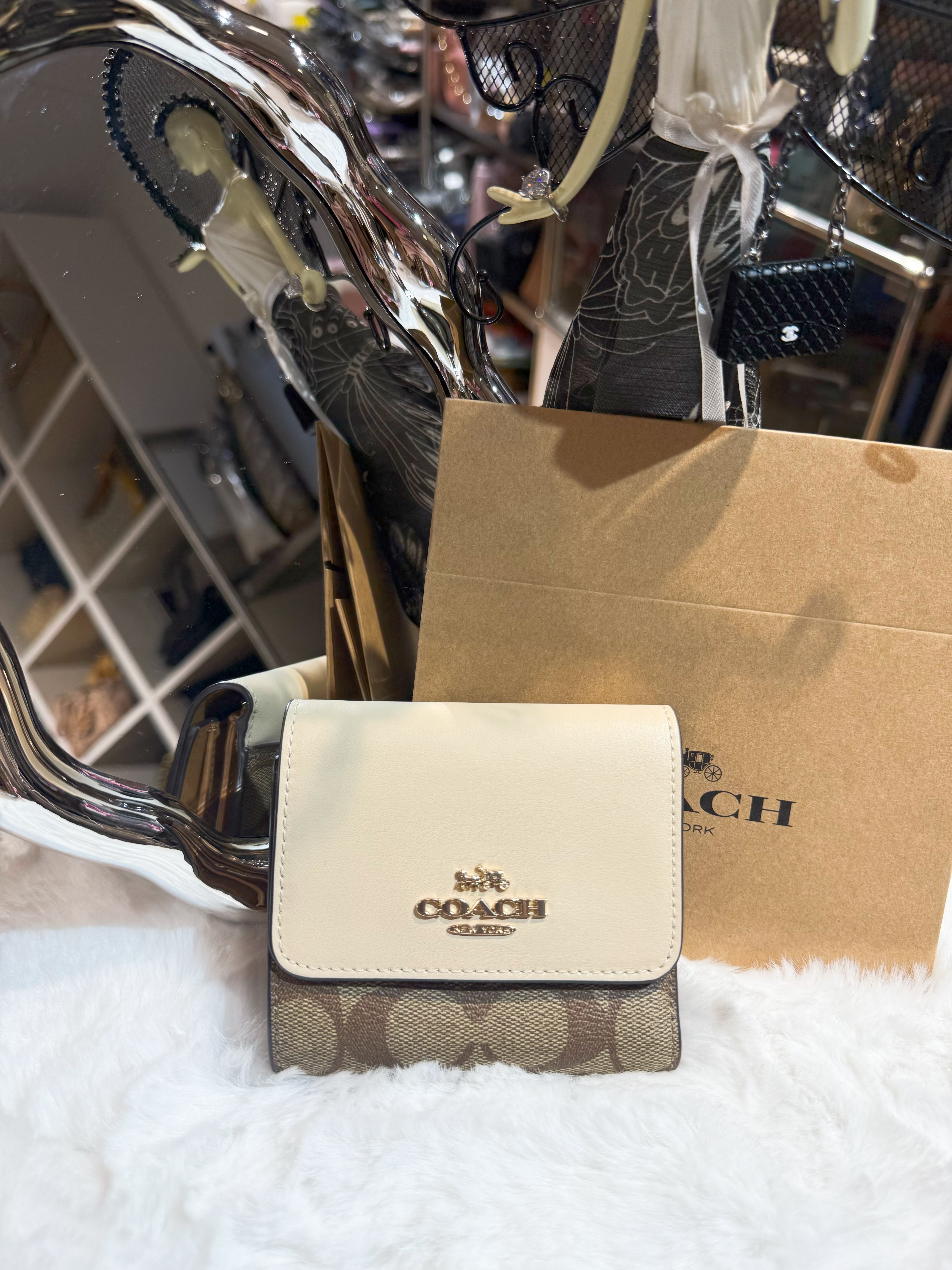 Coach small trifold wallet white/m