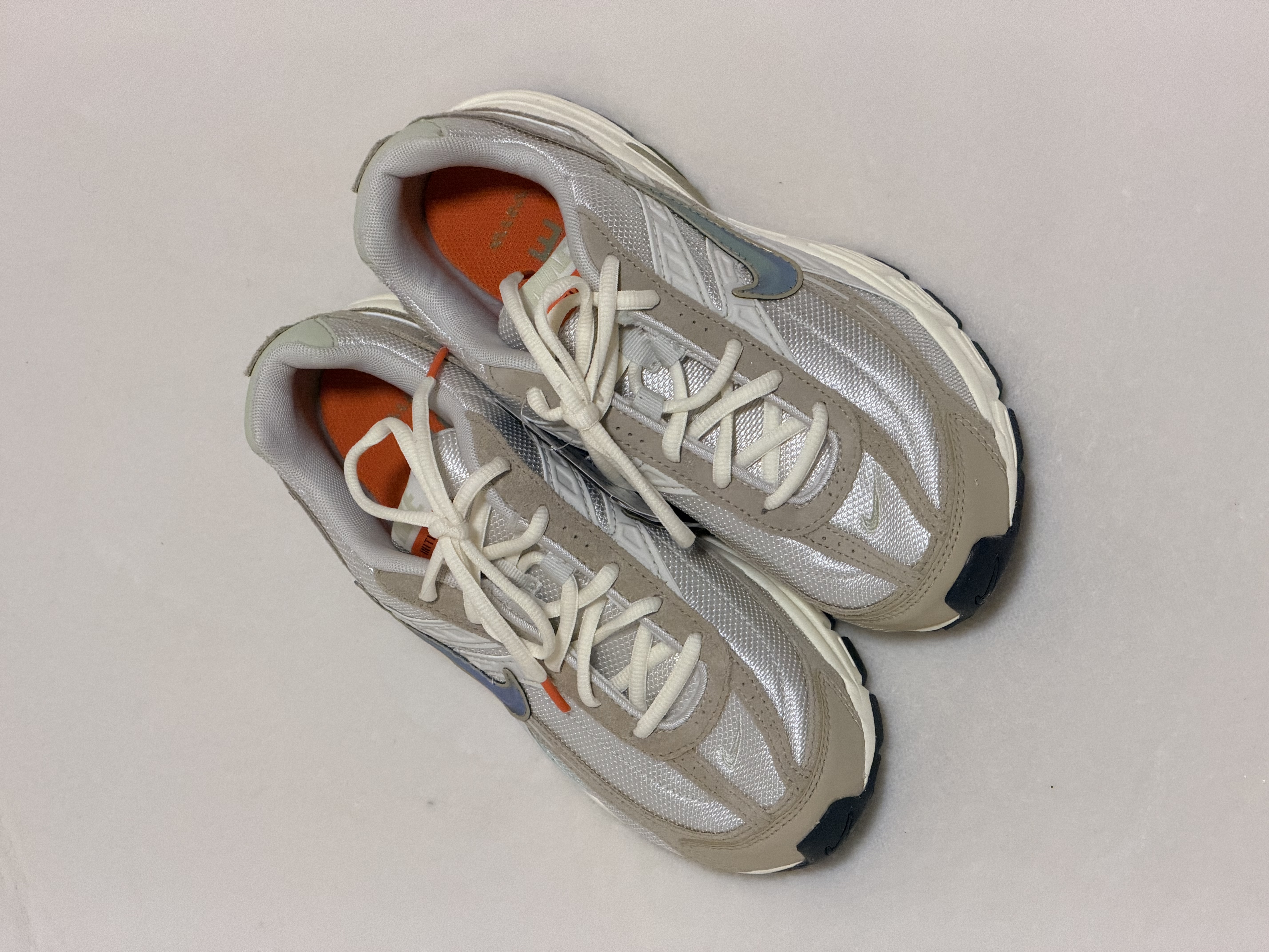 Nike 24.5cm 走盒