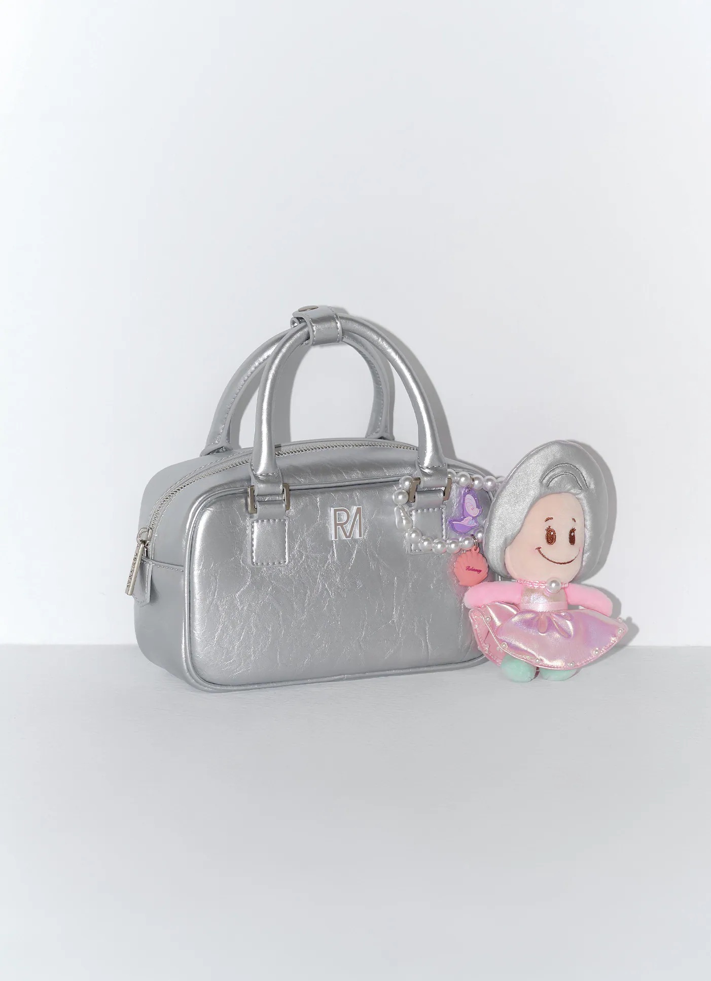 📦訂購 台灣代購 Disney 迪士尼 愛麗絲夢遊仙境 Baby Oysters 生蠔BB 手提包