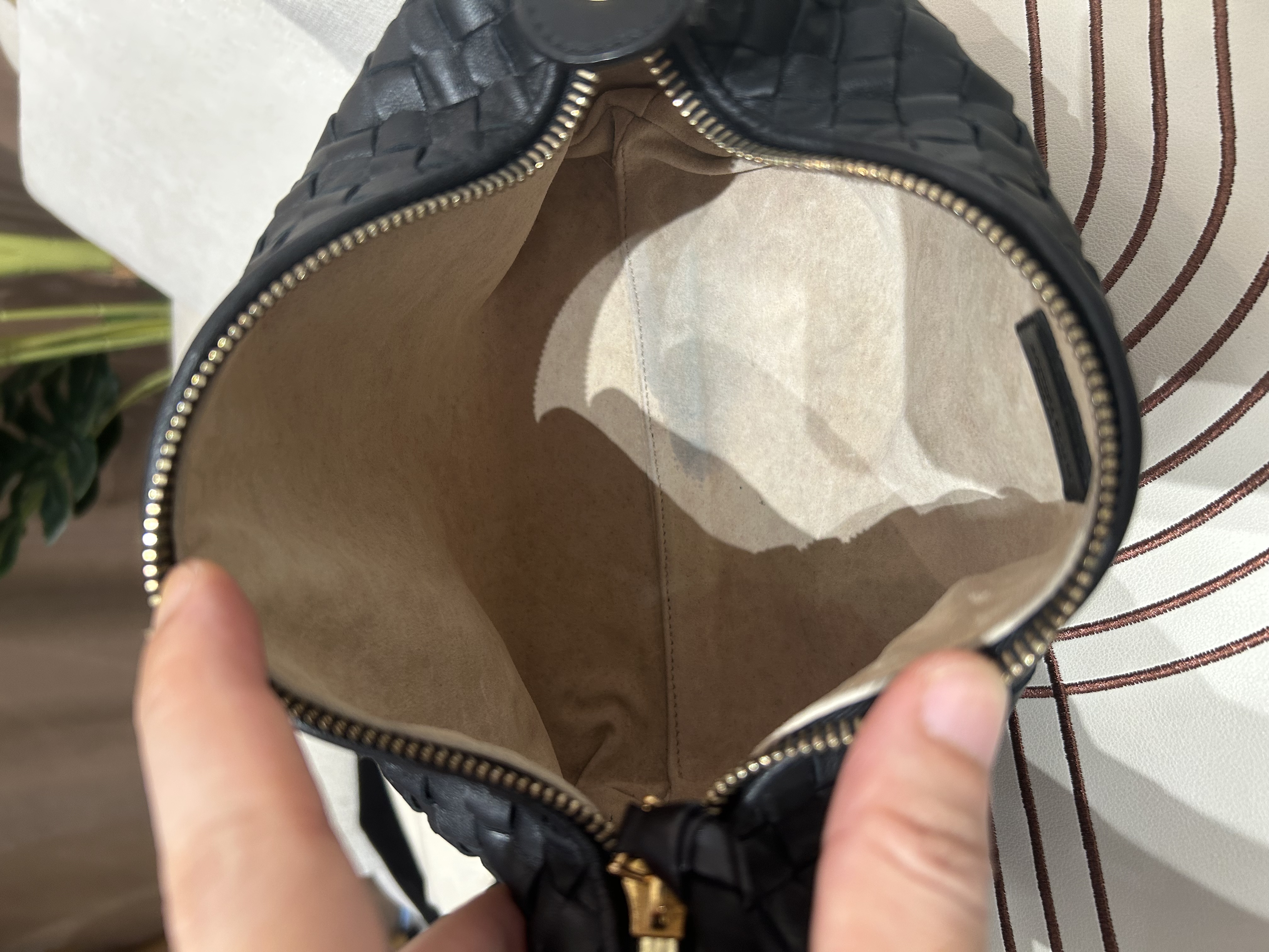 Bottega Veneta BV hobo Black Lambskin bag 100%Authentic,90%new✅dust bag