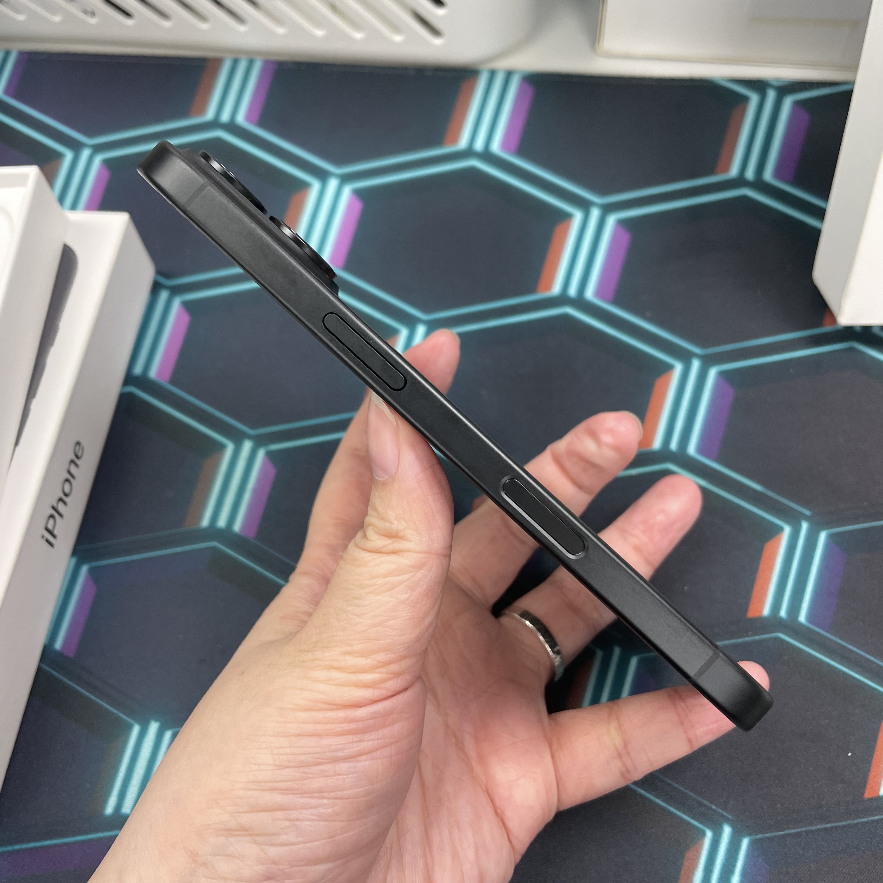 *6332 16 未使用品 512GB 電100 黑色 black