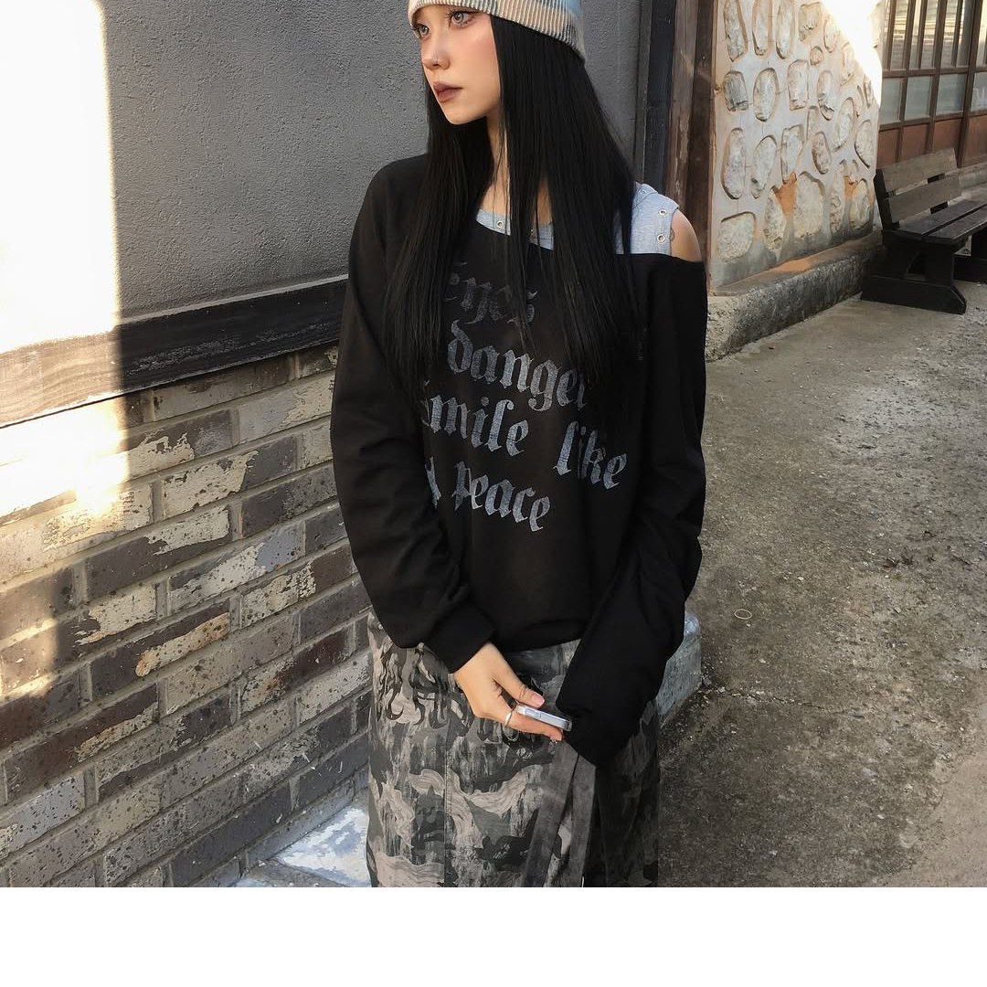 🇰🇷訂購｜FANCY CLUB｜ROSARY NOIRER SWEATSHIRT 