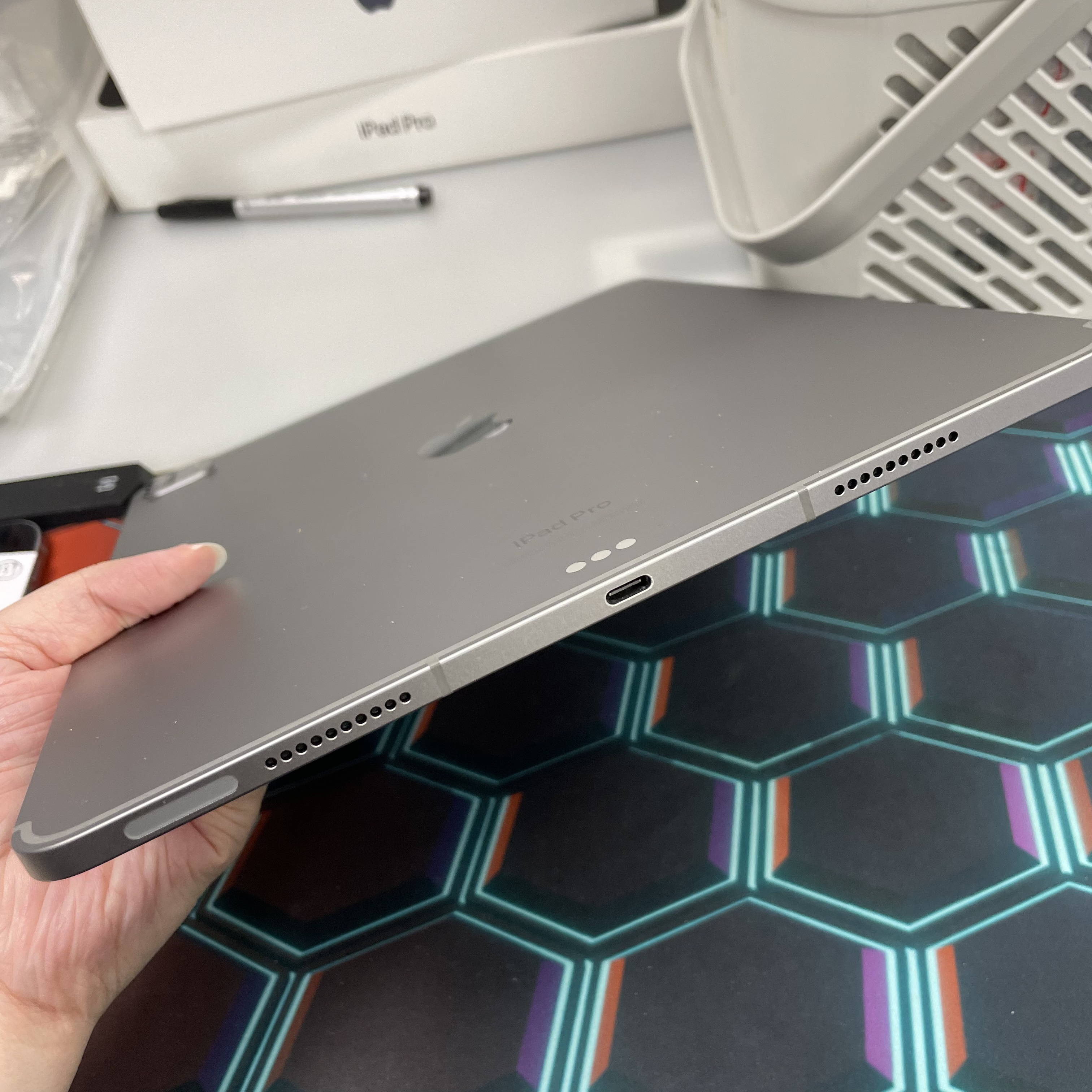 *773894CA iPad Pro 6 12.9吋 M2 超靚機 256GB 插卡版 灰色 gray