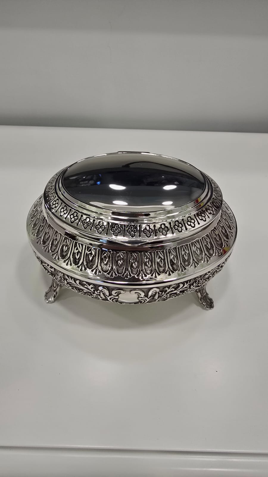 銀色抹黑花紋鵝蛋形首飾箱 K2987L